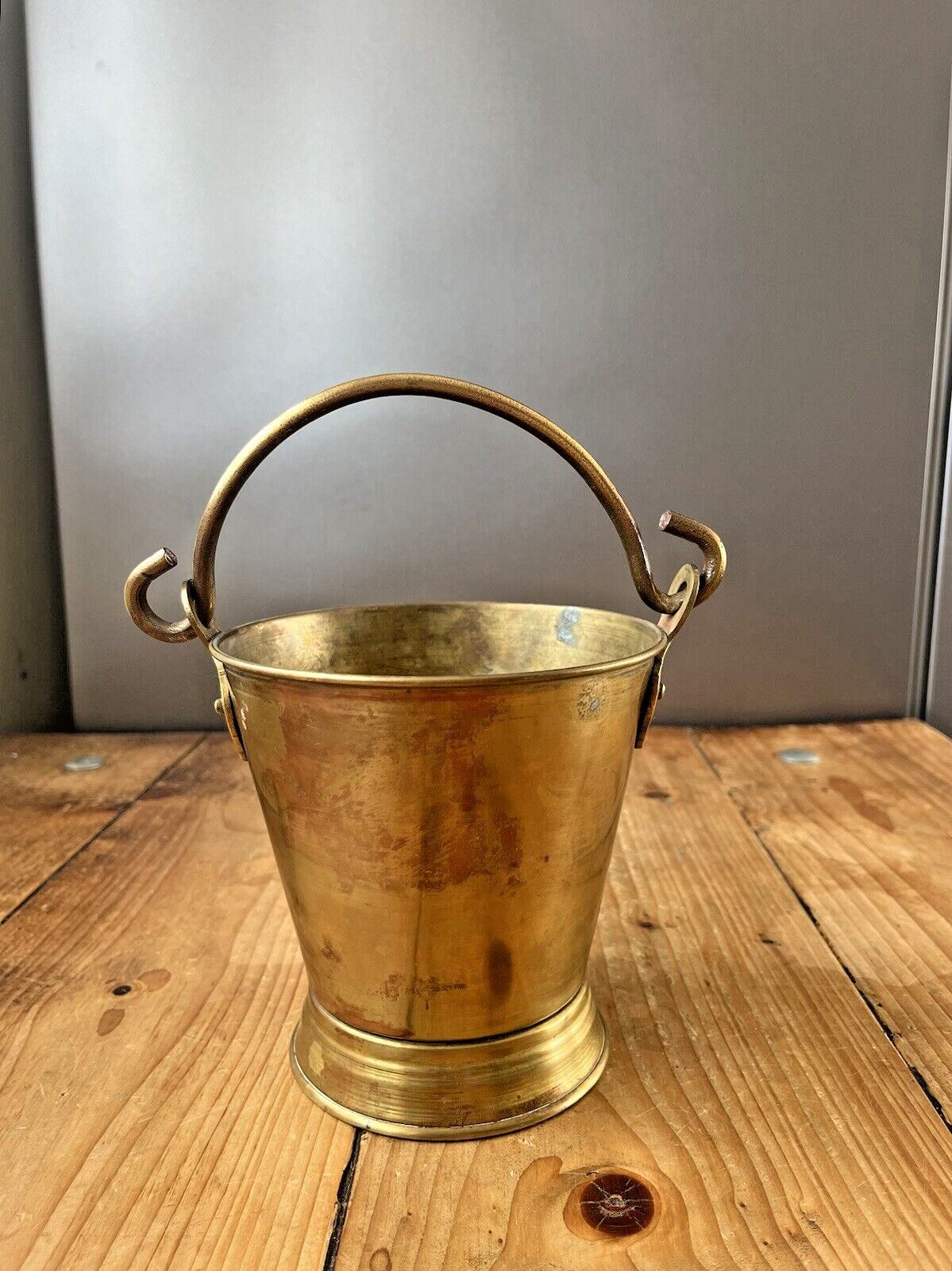 C1910 Antique Art Nouveau Brass Hanging Pail Water Grain Bucket Flower Plant Pot photo for sale