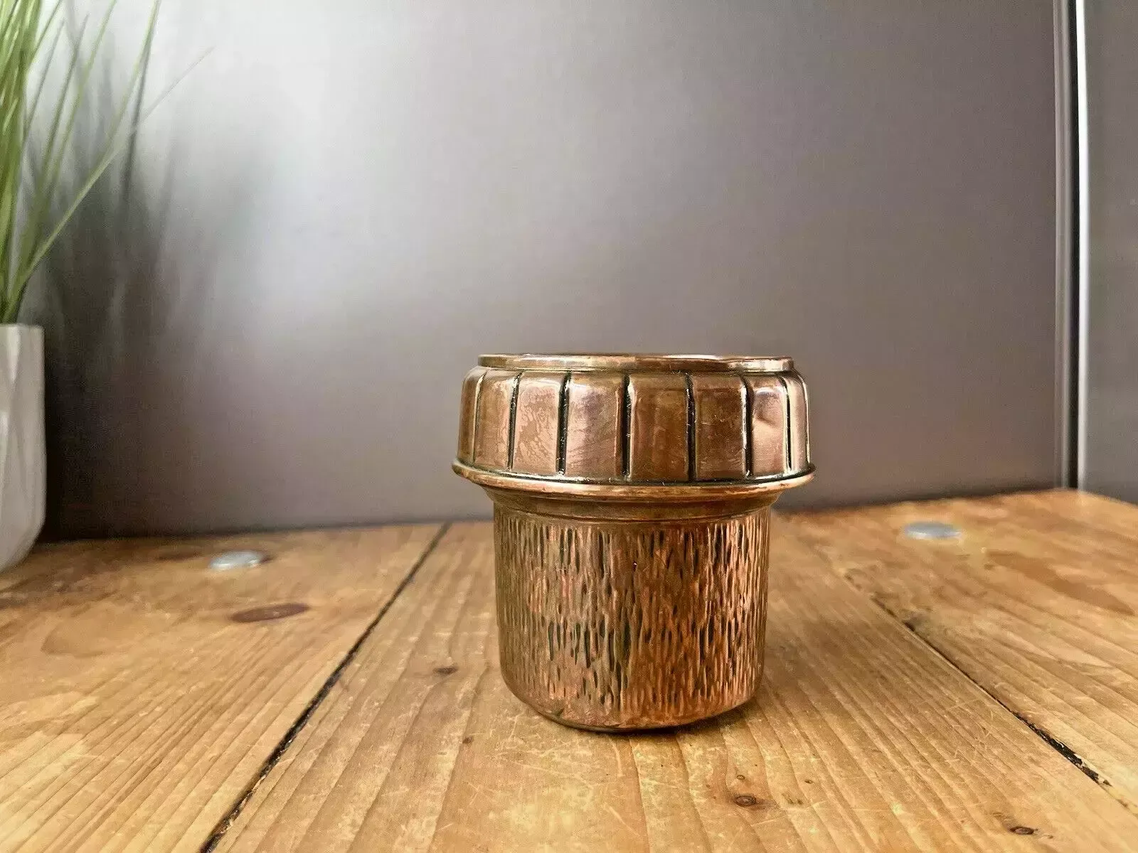 Small Antique Arts & Crafts Copper Acorn Textured Planter Flower Herb Plant Pot photo Home Decor
