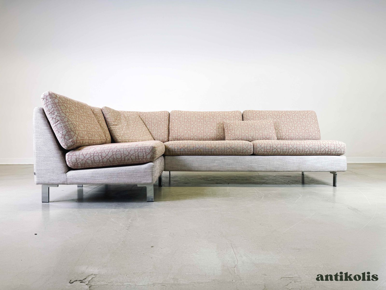 Corner Sofa Couch Cor Conseta Fabric Runners White Grey Pink photo for sale