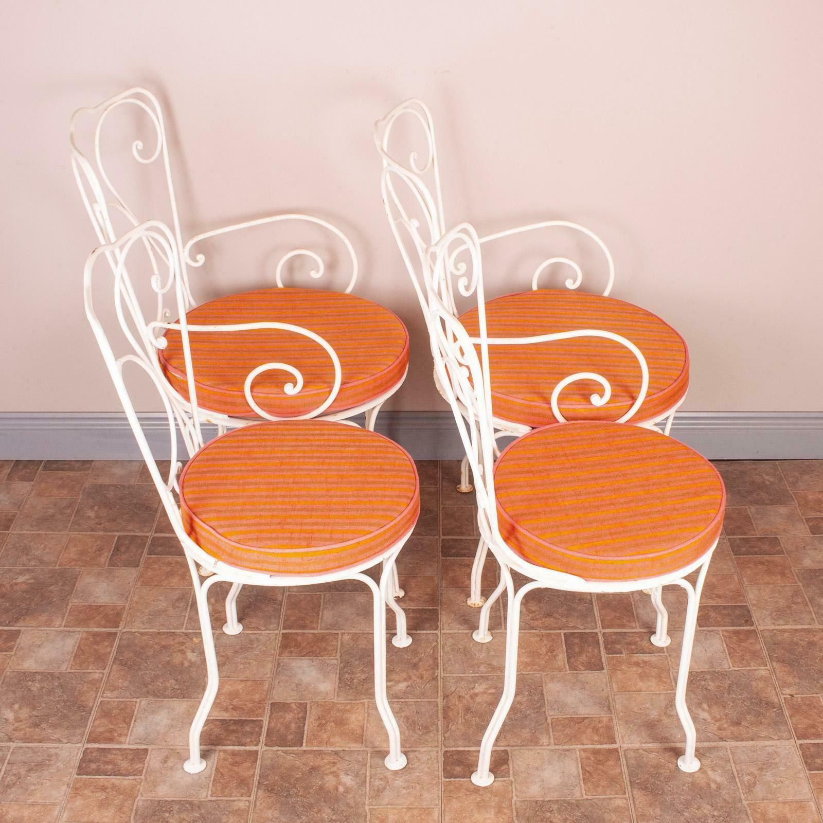 photo furniture Set Of Four Metal Garden Conservatory Chairs