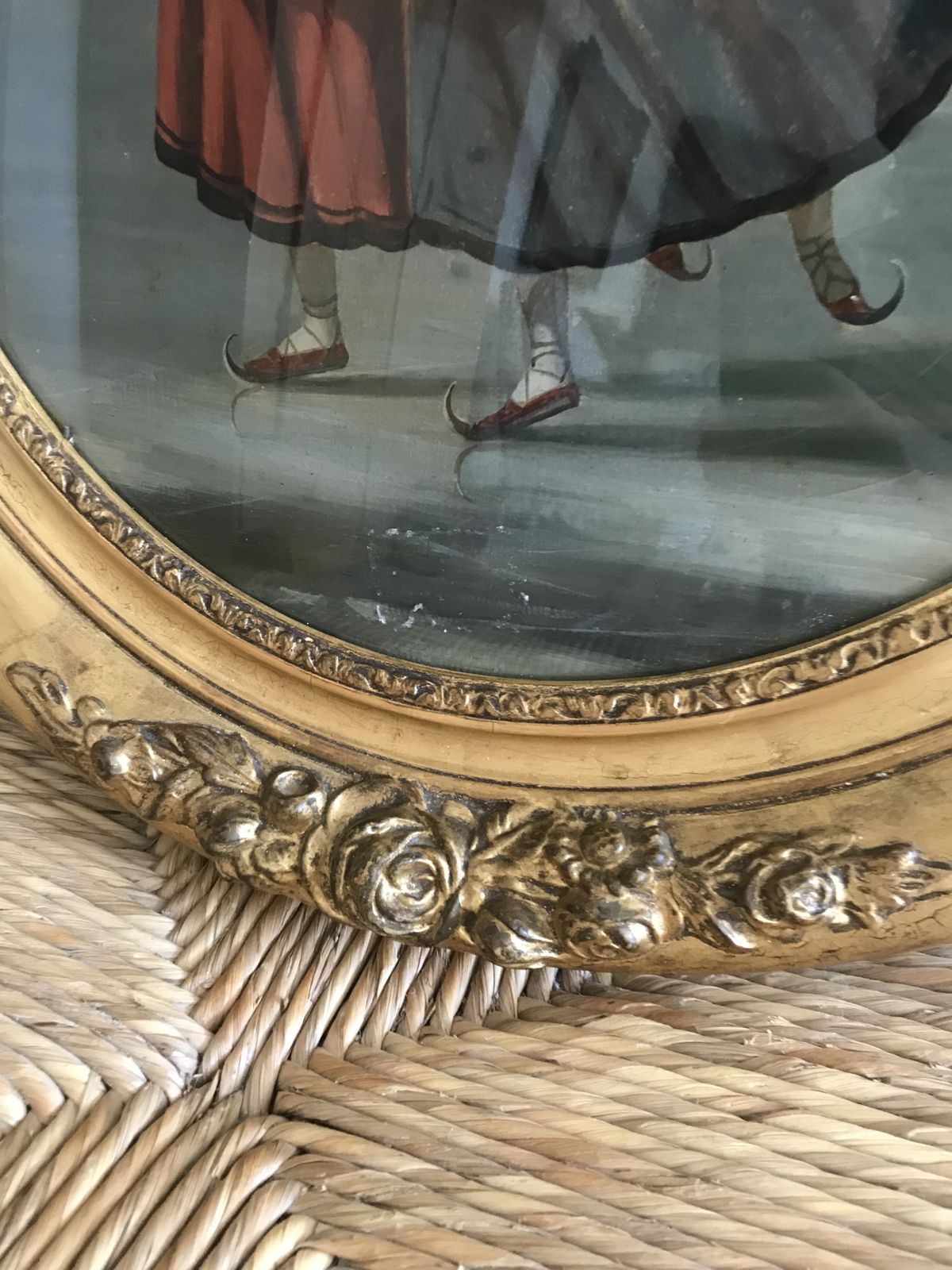 photo furniture Reverse Painted Oval Convex Glass Wall Plaque Ladies Ice Skating Gilt Frame