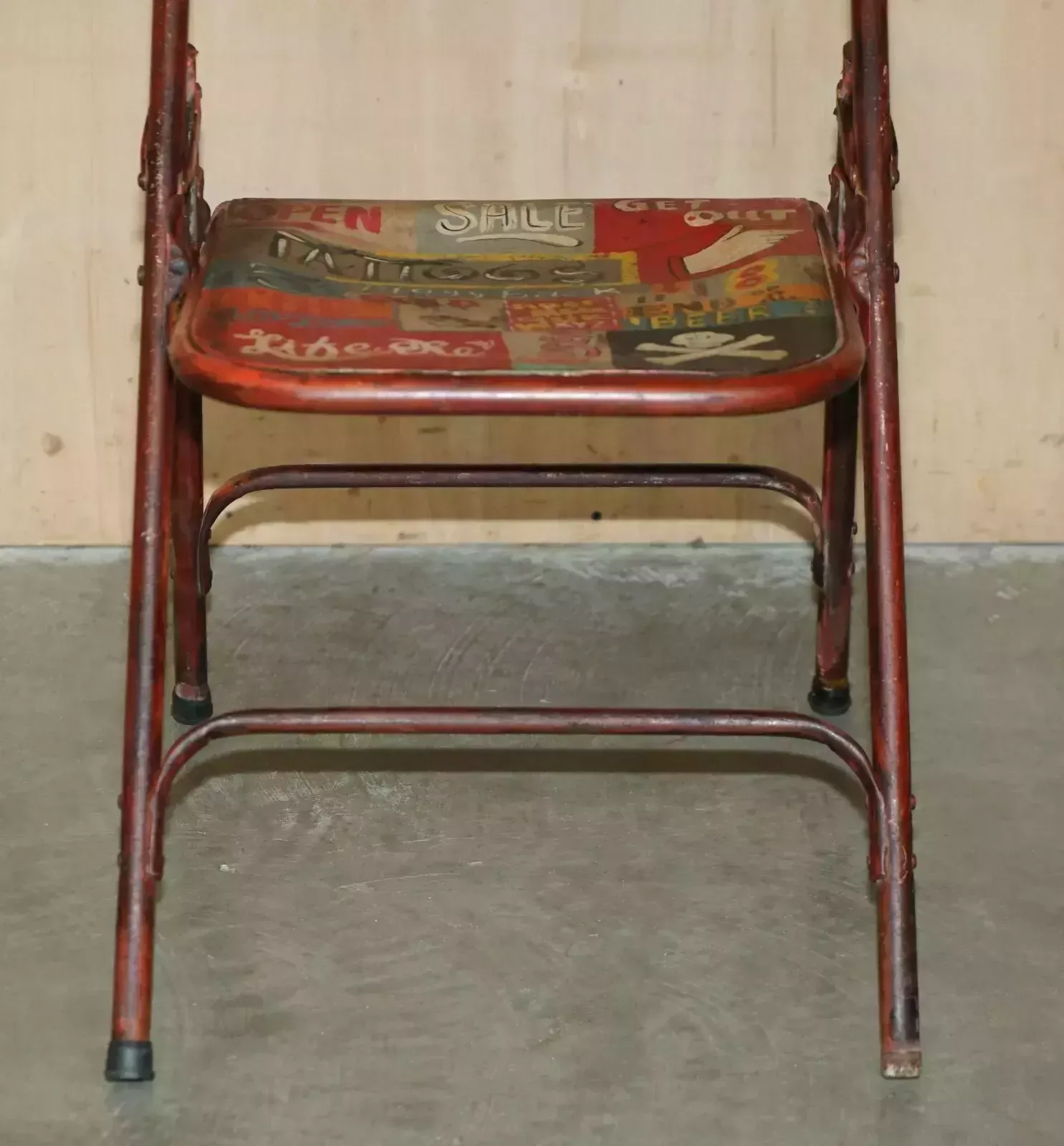 Super Decorative Pair Of Vintage Industrial Patroliana American Folding Chairs photo vintage