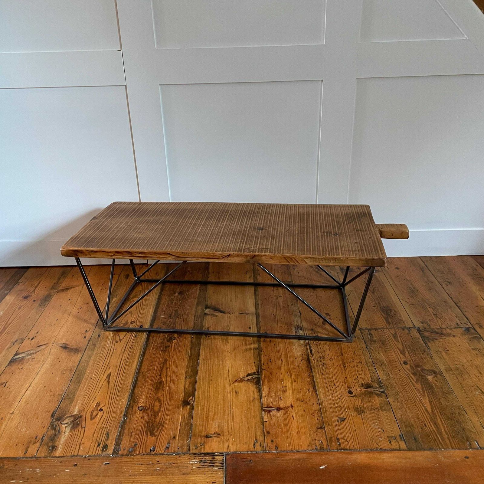 photo furniture Vintage Turkish Board Antique Wooden Black Metal Legs Rectangle Coffee Table Handmade Wood Brown Rustic Farmhouse Converted