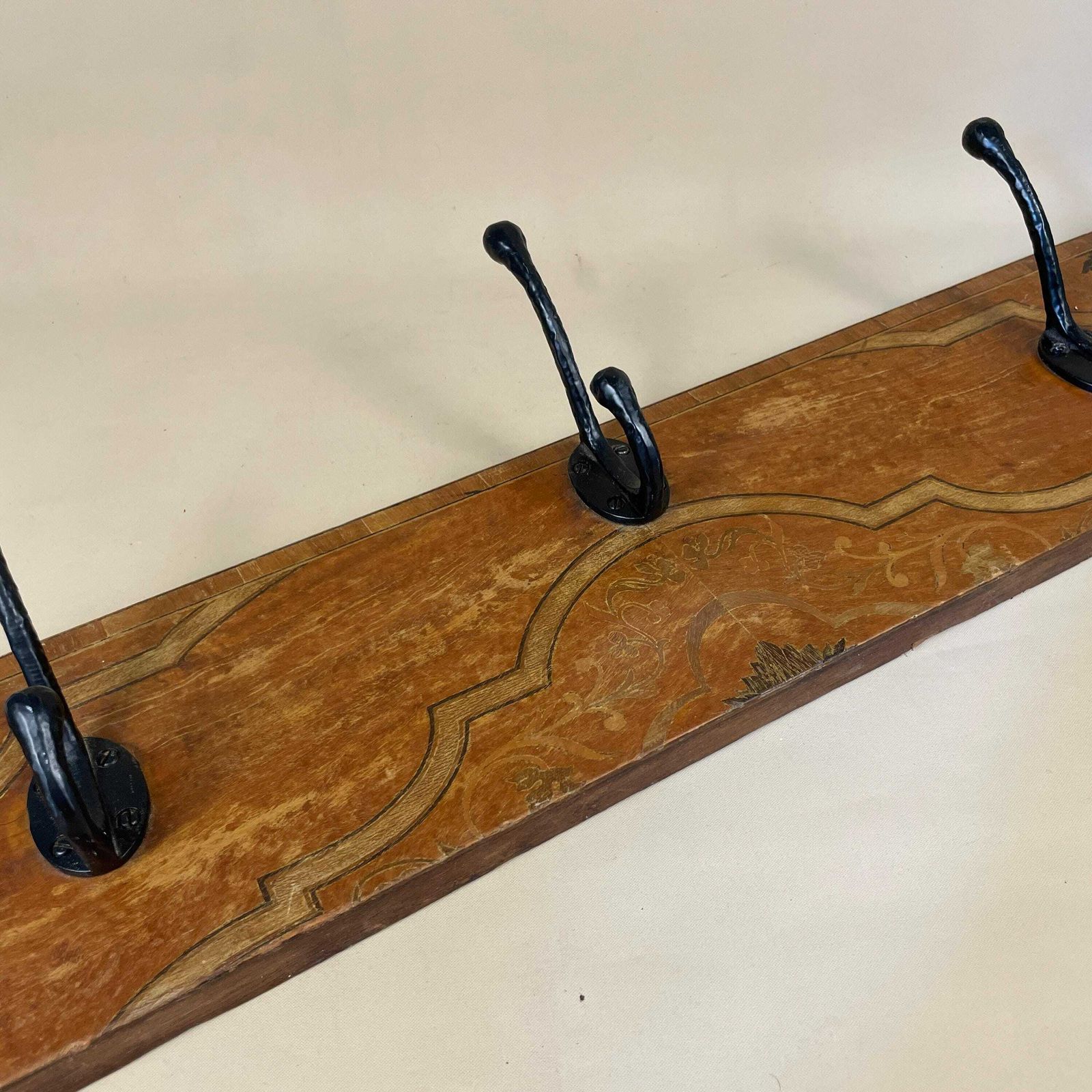 Antique Vintage Wooden Wall Coat Room Hanger Rack Hook Farmhouse Brown 3 Hooks Rail Cottage Mud Room Hallway Storage Wood Marquetry Handmade photo 125.0