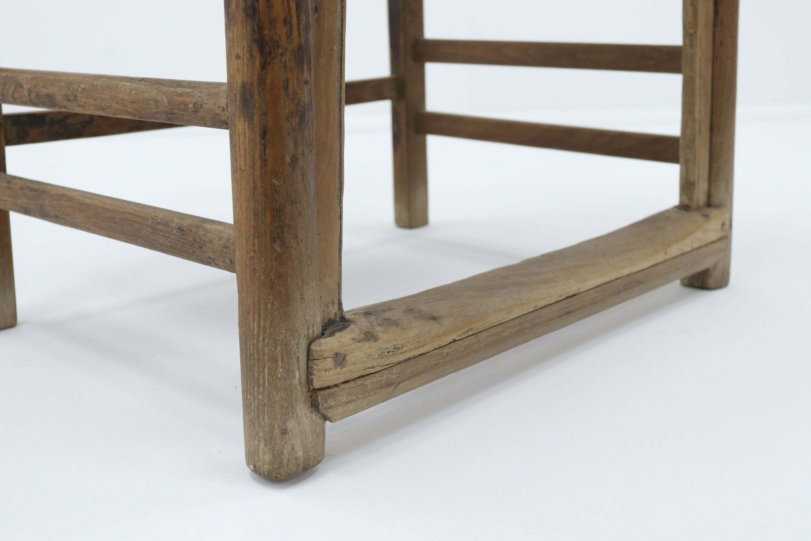 photo vinterior Mid 19th Century Single Shanxi Elm Armchair