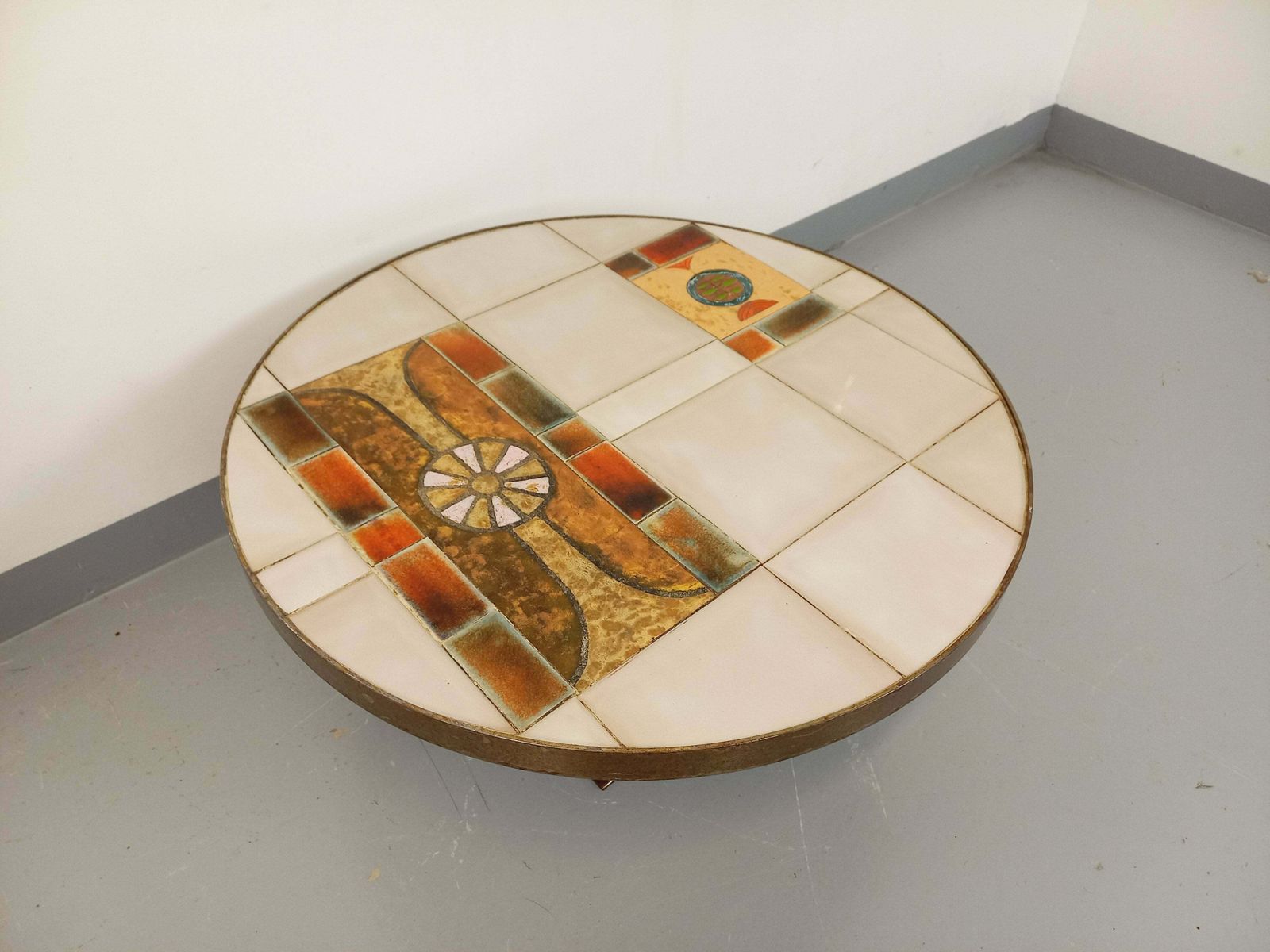 Jean Gregorieff For Roche Bobois Round Coffee Table In Ceramic photo furniture