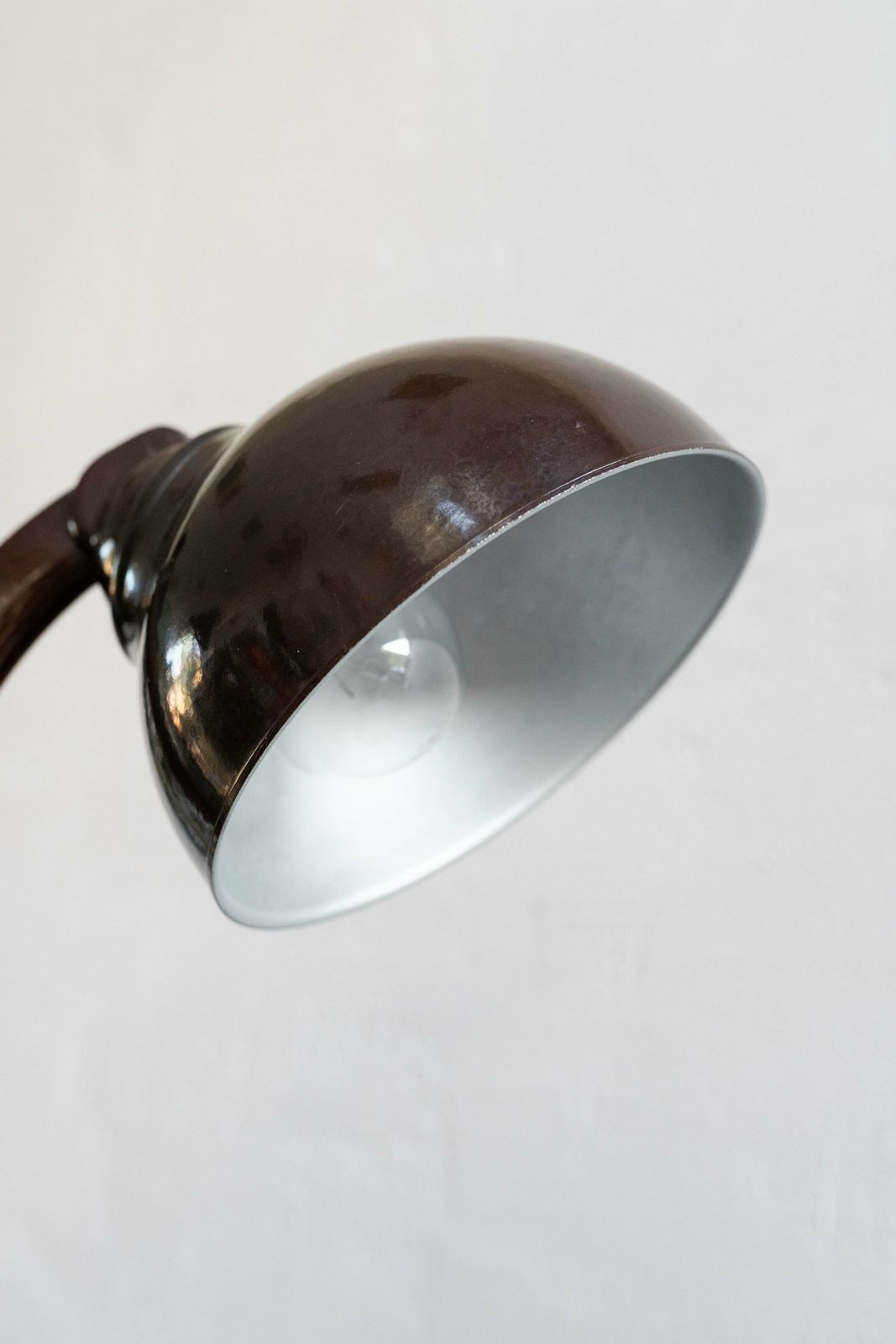 photo vintage Art Deco Bakelite Desk Lamp Futurit 202 By Gummon Bratislava, Slovakia, 1930s