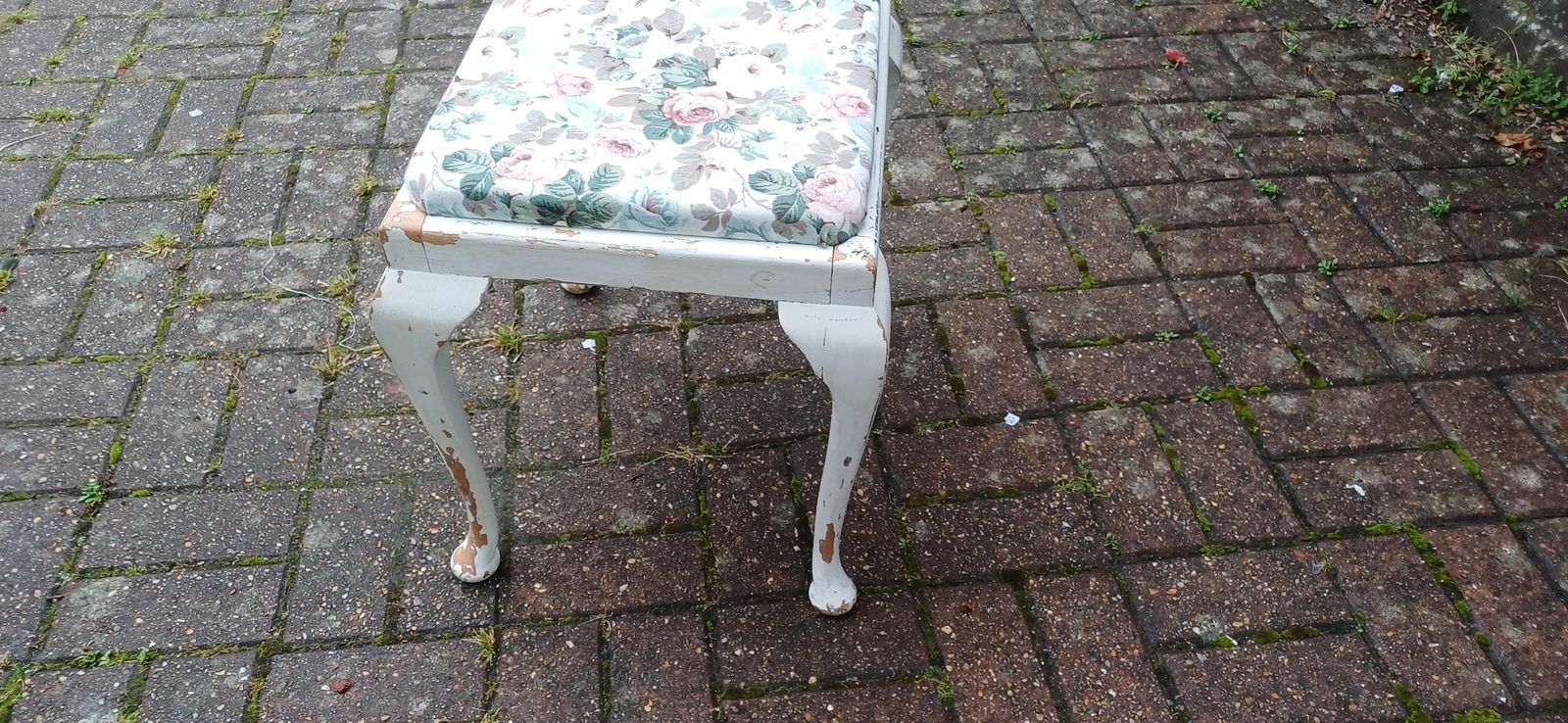 Vintage Retro Painted Shabby Chic Upholstered Stool Lift Out Seat White Flower Floral photo vinterior