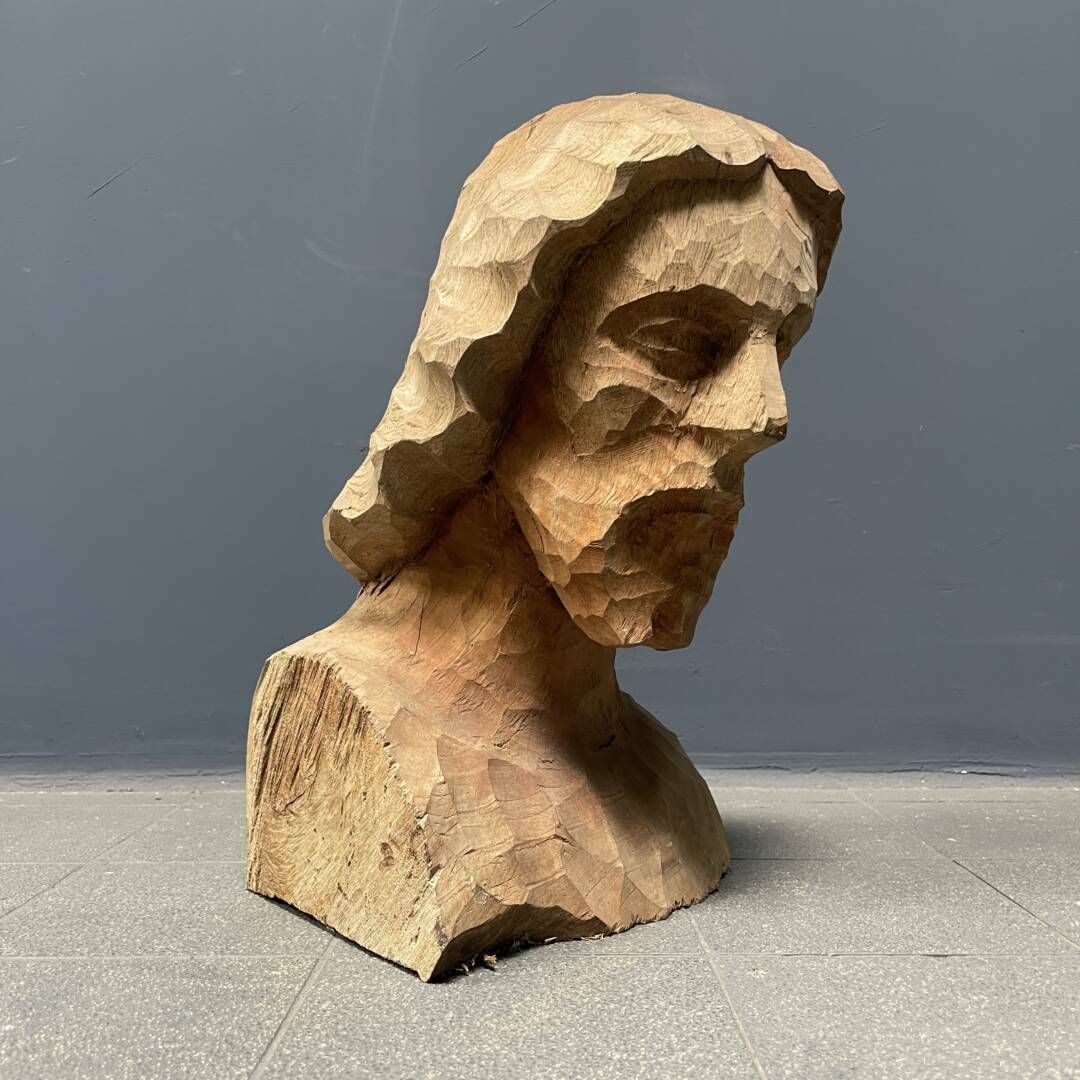 Houten Gesculpteerd Hoofd Of Buste Van Een Man Met Een Baard photo furniture