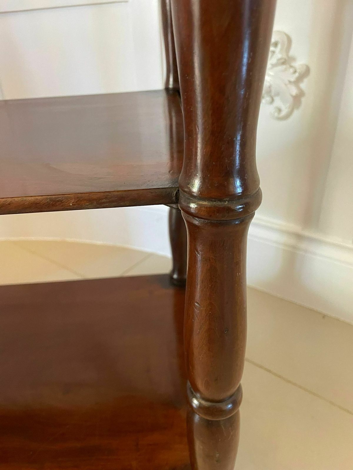 photo furniture Antique Quality 19th Century Mahogany Freestanding Five Tier Whatnot