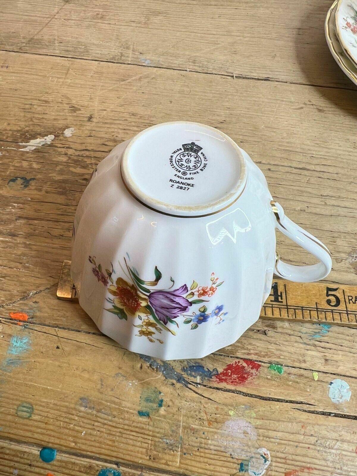 photo furniture Set Of 4 Royal Worcester Roanoake Floral Trio's Pattern No Z2827 Good Condition