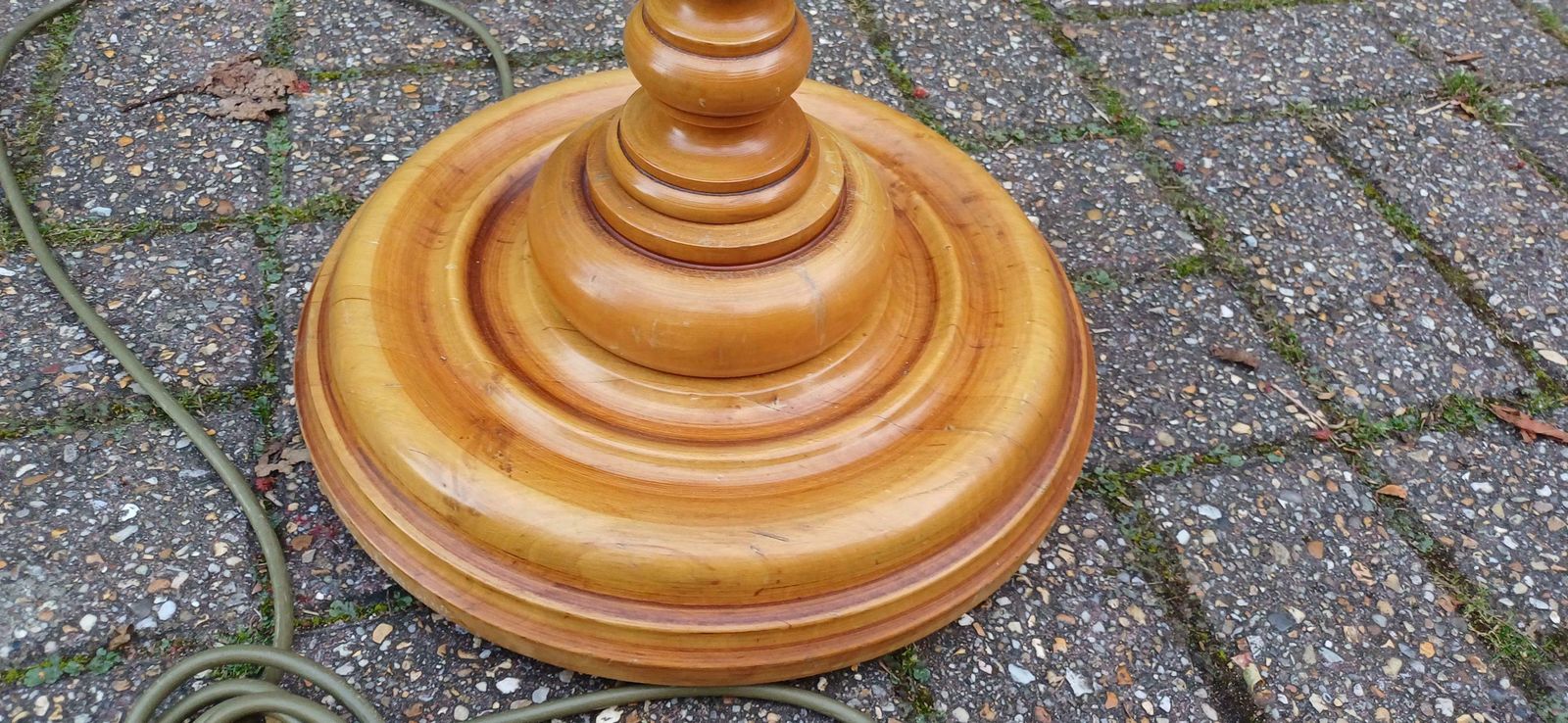 photo furniture Modern Top Quality Vintage Style Beech Standard Lamp And Genuine Vintage Lampshade In Working Order. Free Hand Delivery England & Wales