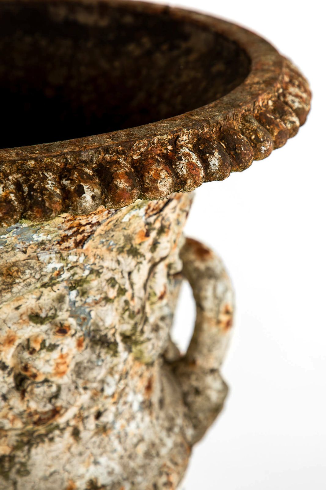 Pair Of Andrew Handyside Campana Urns photo vintage