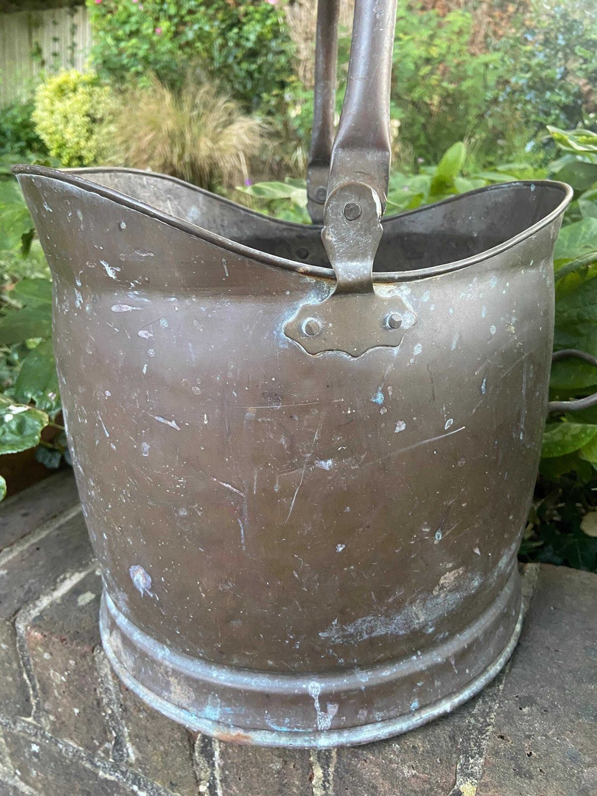 Super Vintage Brass Coal Bucket, Coal Scuttle, Metal Bucket, Planter, Plant Pot photo furniture