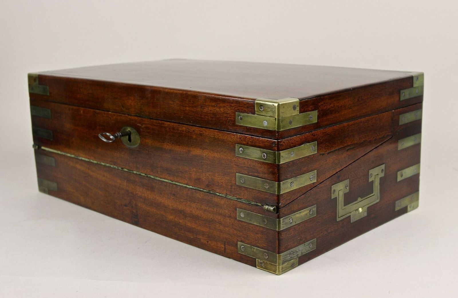 photo vintage 19th Century Victorian Writing Slope/ Travel Desk, Brass Bound, Uk Ca. 1815