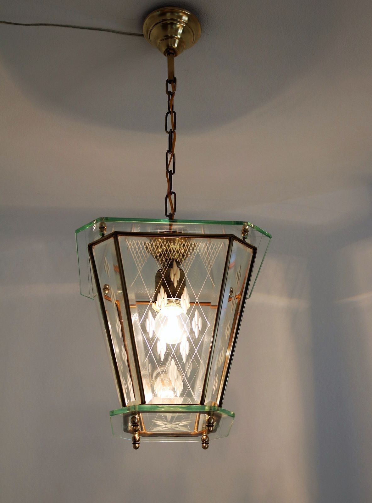 photo vintage Italian Vintage Lantern In Crystal Cut Glass And Brass, 1950s