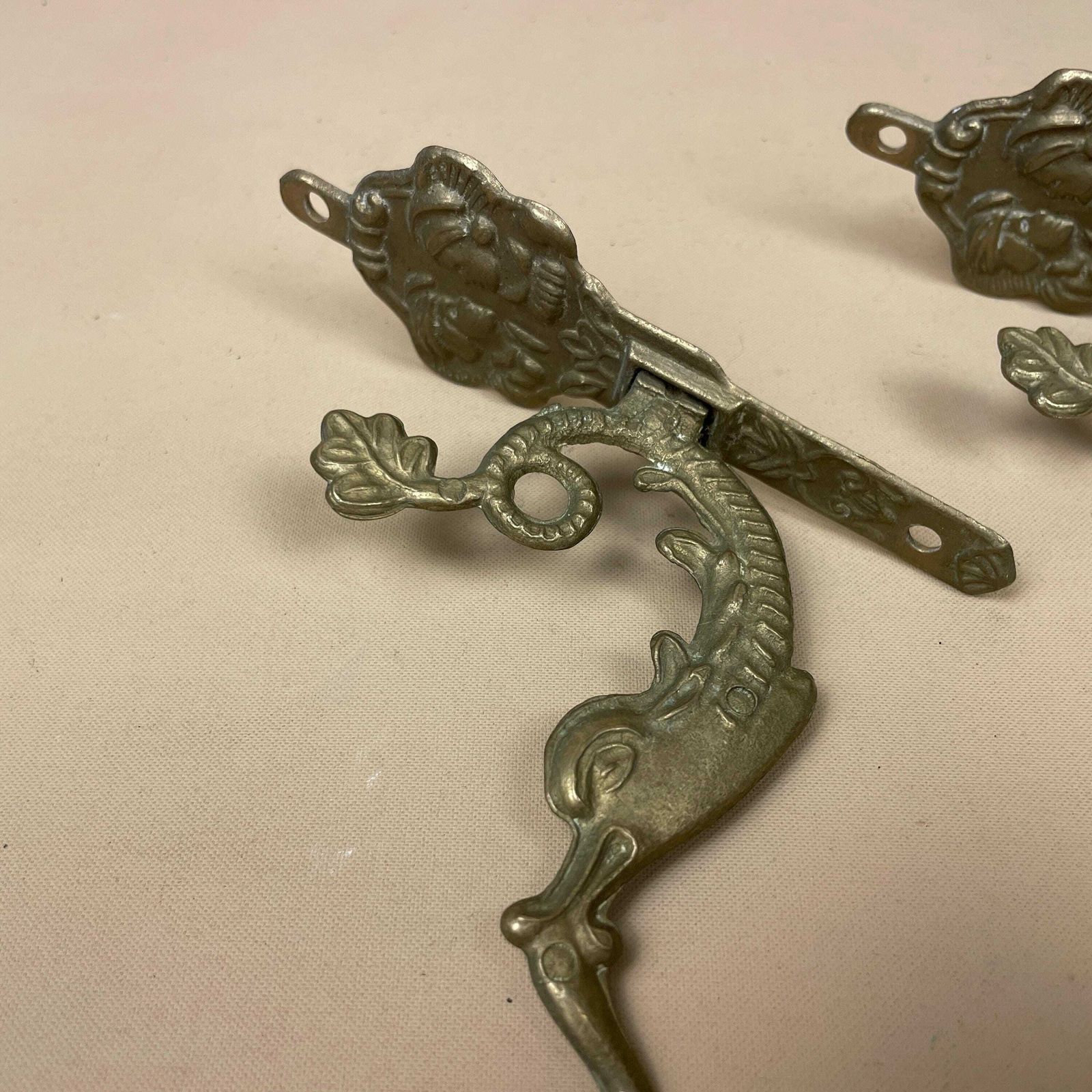 X2 Antique Solid Brass Wall Hook Hanging Vintage Coat Hooks Ornate Pattern Aged Fixture Cottage Oriental Chinese Old Set Door Hanger photo Furniture