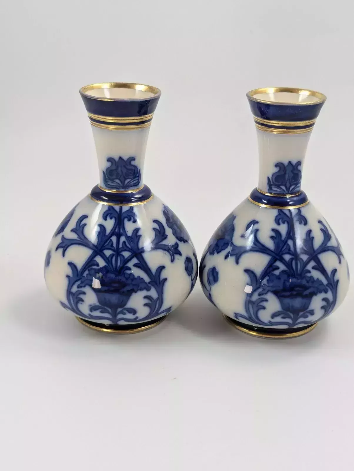 A Pair Of Moorcroft Macintyre Aurelian Small Vases, Late 19th Century photo buy
