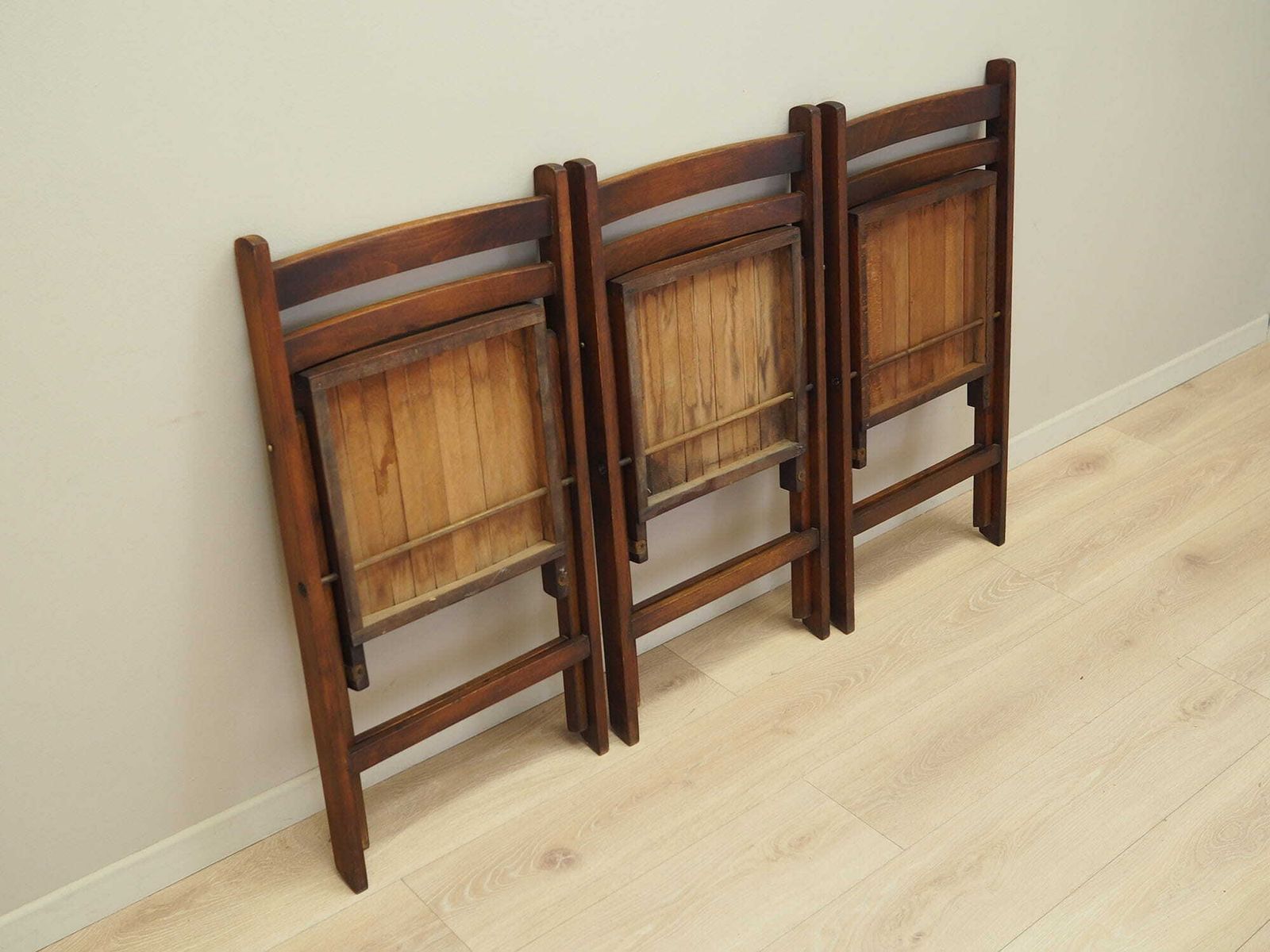 519.0 Set Of Three Pine Chairs, 1990s, Scandinavian Design, Manufacture: Denmark photo
