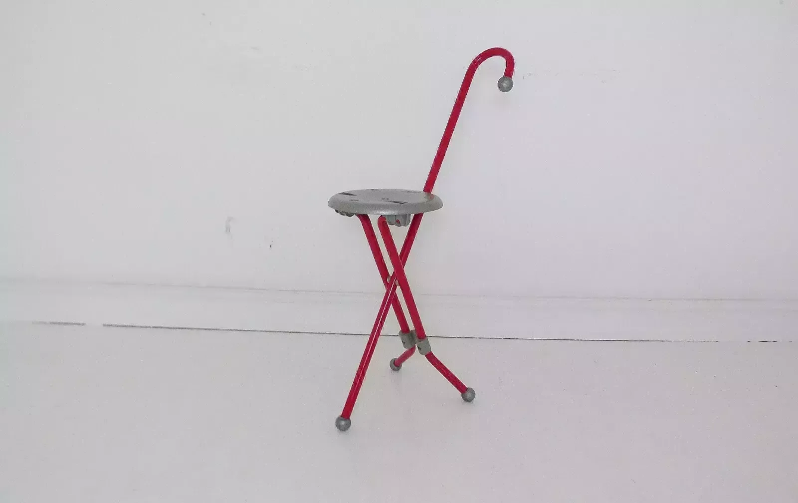 Stunning Vintage Ivan Loss Ulisse Chair   1980's