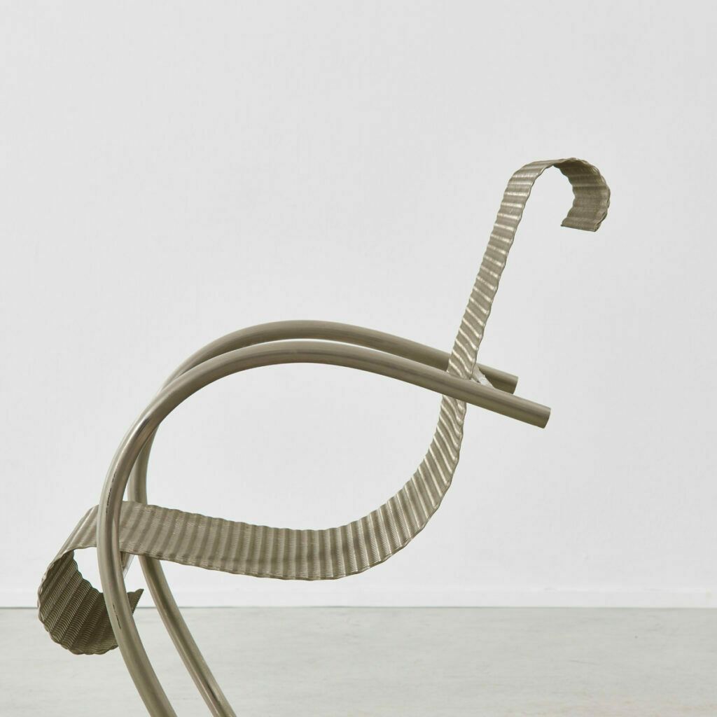30000.0 Shiro Kuramata Sing Sing Sing Chairs photo