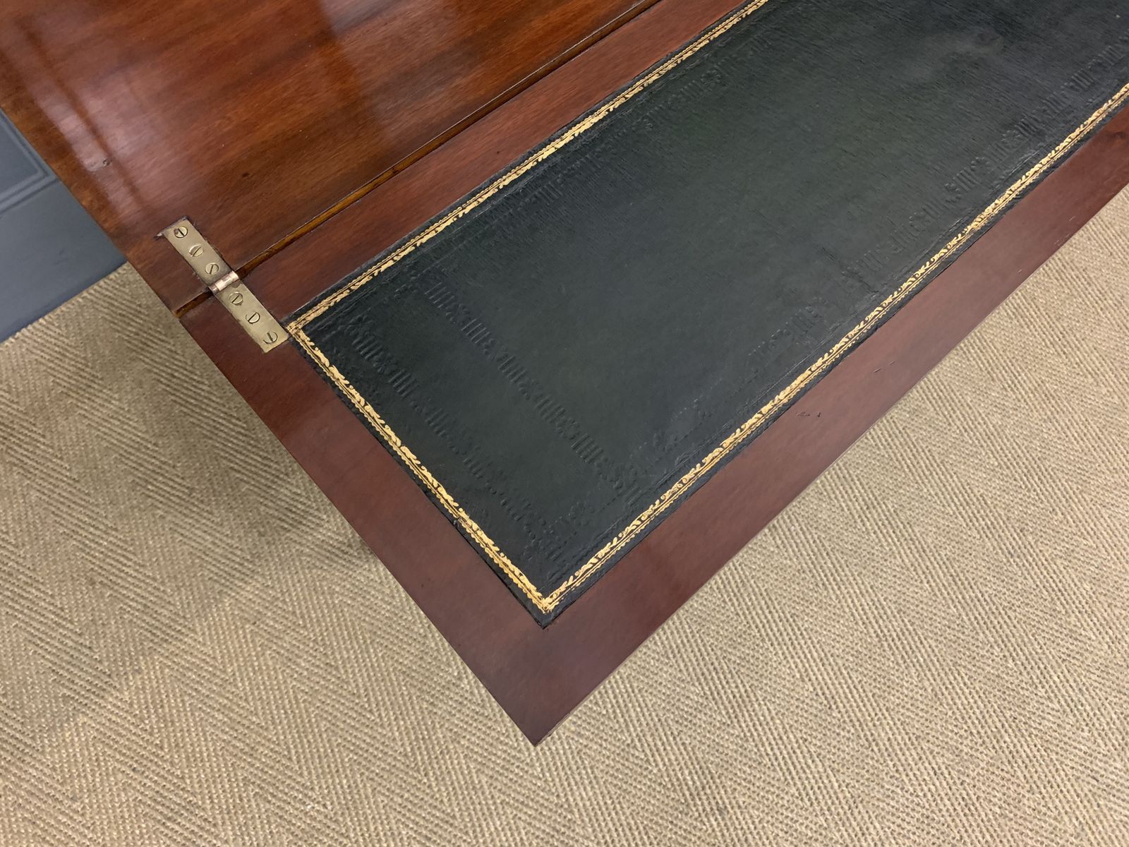Inlaid Mahogany Bonheur Du Jour photo vinterior