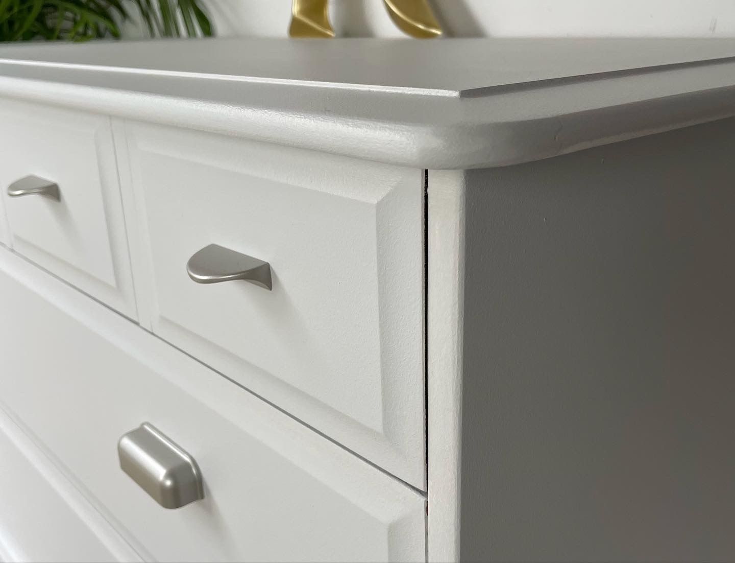Stag Minstrel Set Of 2 Chests Of Drawers Grey photo for sale