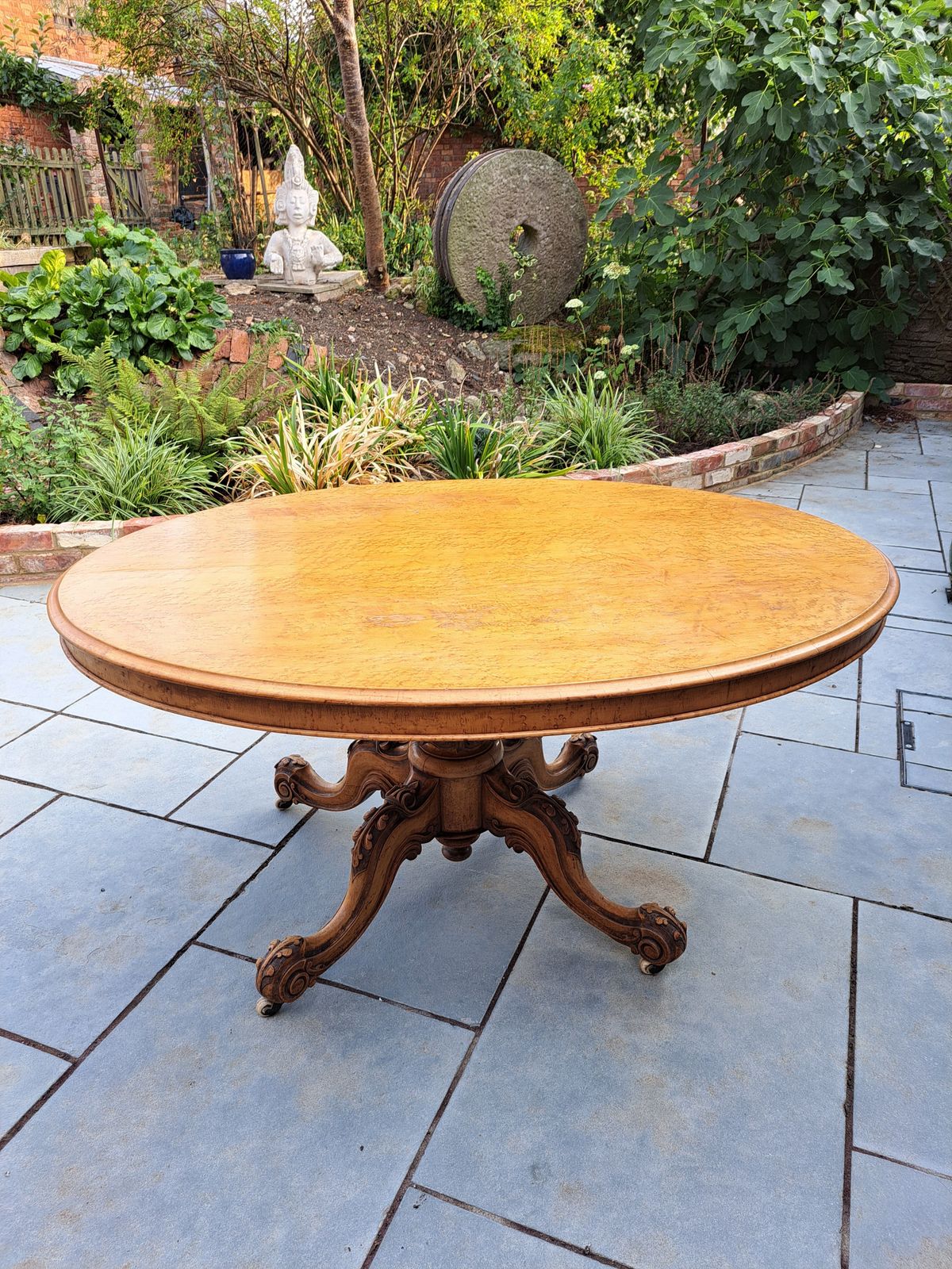 French Oval Tilt Table