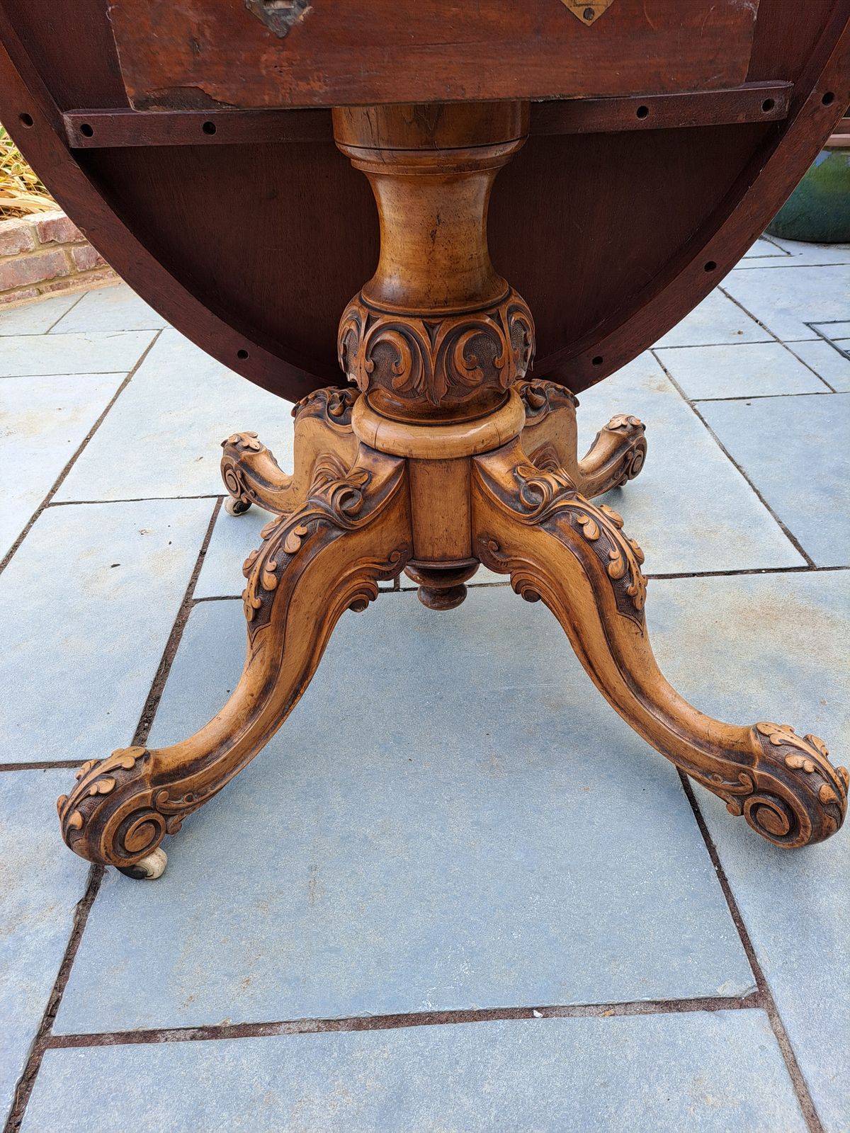 French Oval Tilt Table photo 1250.0