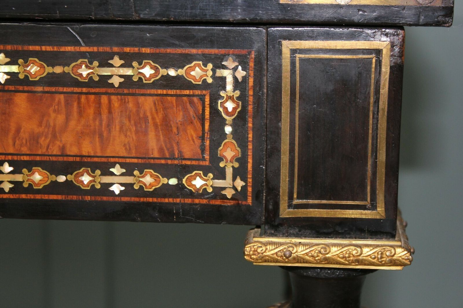 photo for sale Exceptional 19th Century French Napoleon III Inlaid  Of Mother Of Pearl  And Burr Walnut Card Table