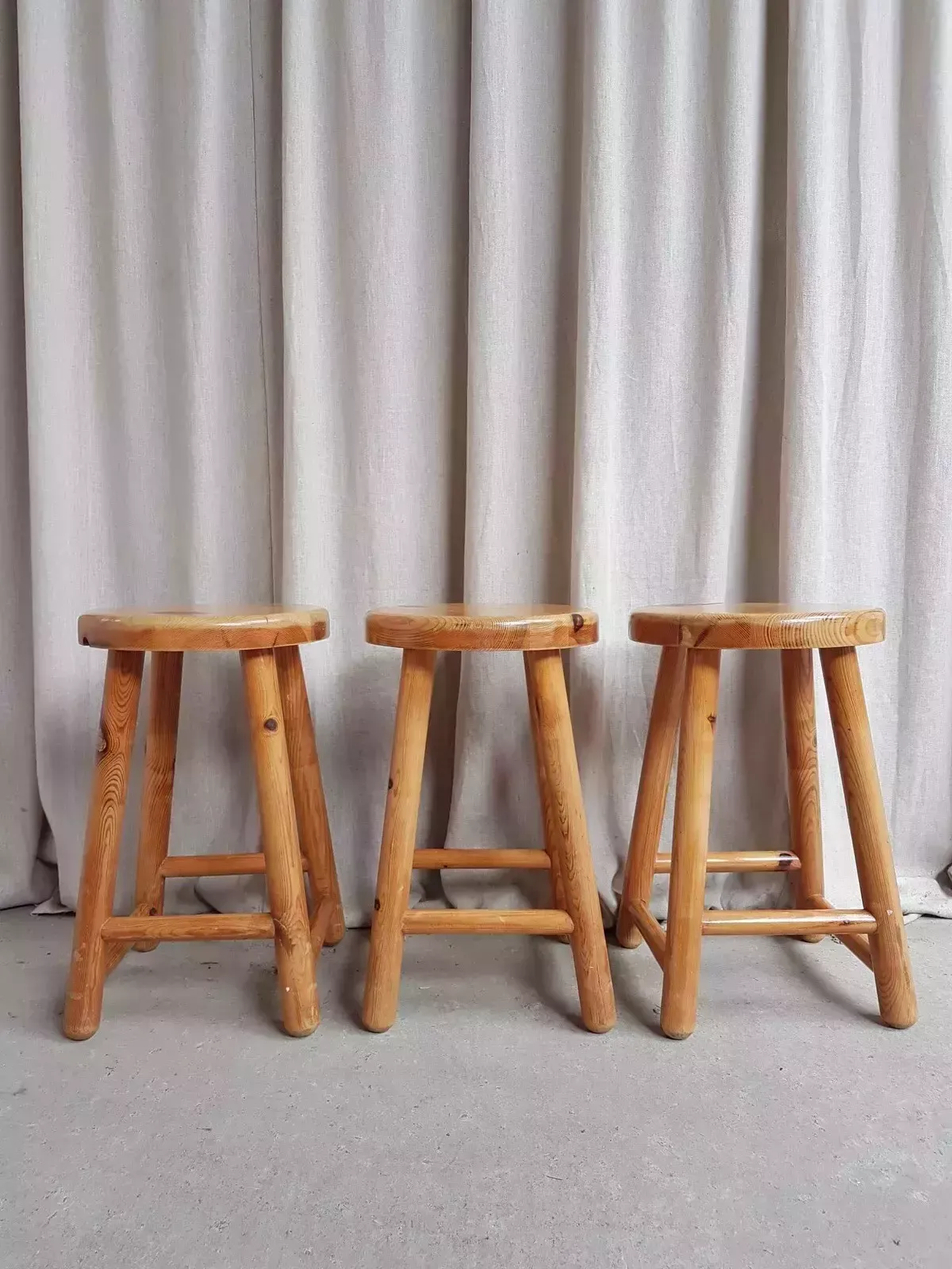 Vtg Late Mid Century Set Of 3 Pine Kitchen Bar Stools Retro Modernist R552 photo furniture