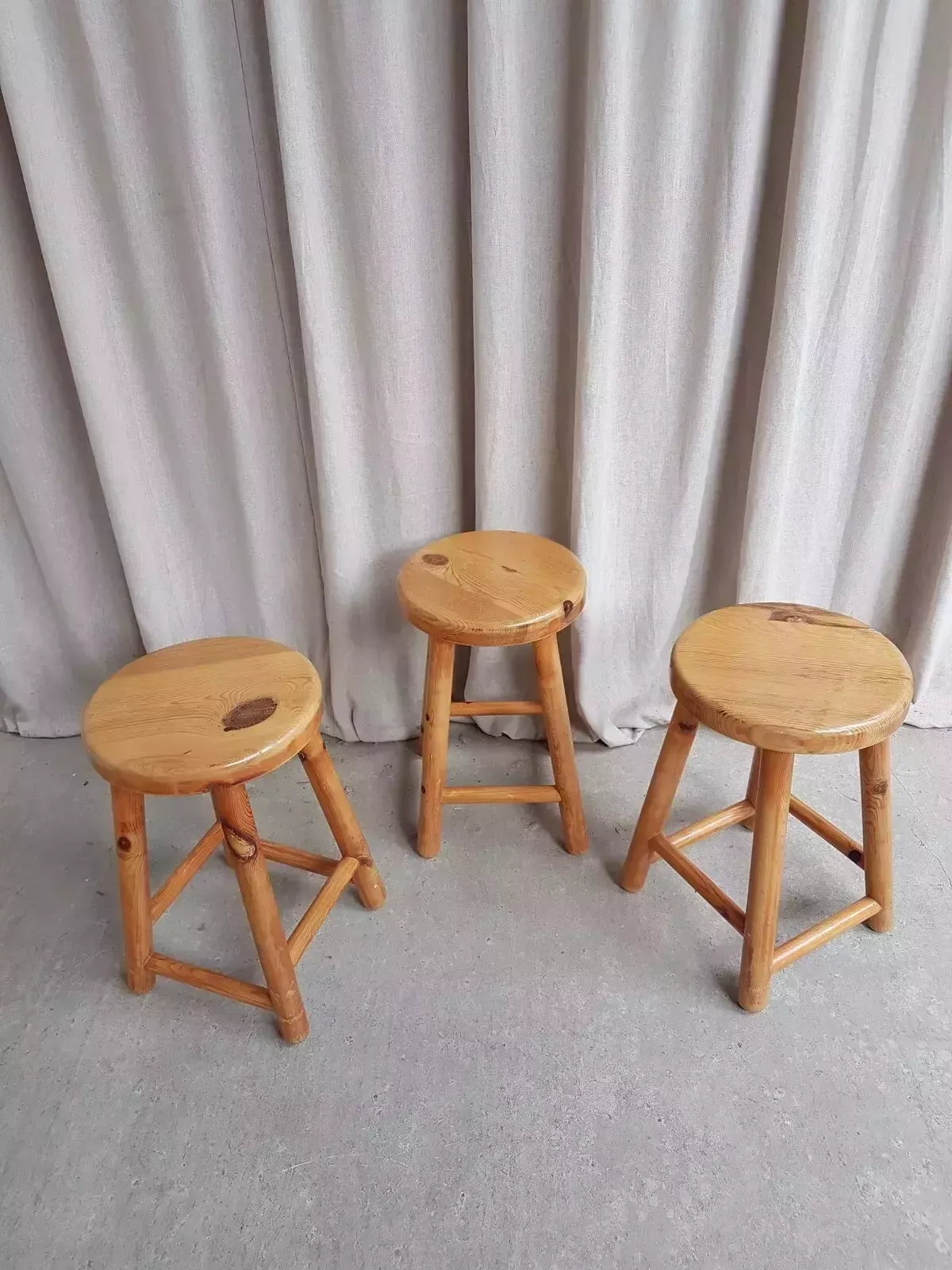 Vtg Late Mid Century Set Of 3 Pine Kitchen Bar Stools Retro Modernist R552 photo vinterior