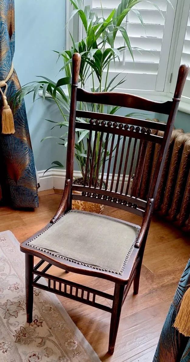 Attractive Antique Hall Or Bedroom Oak Chair C1900