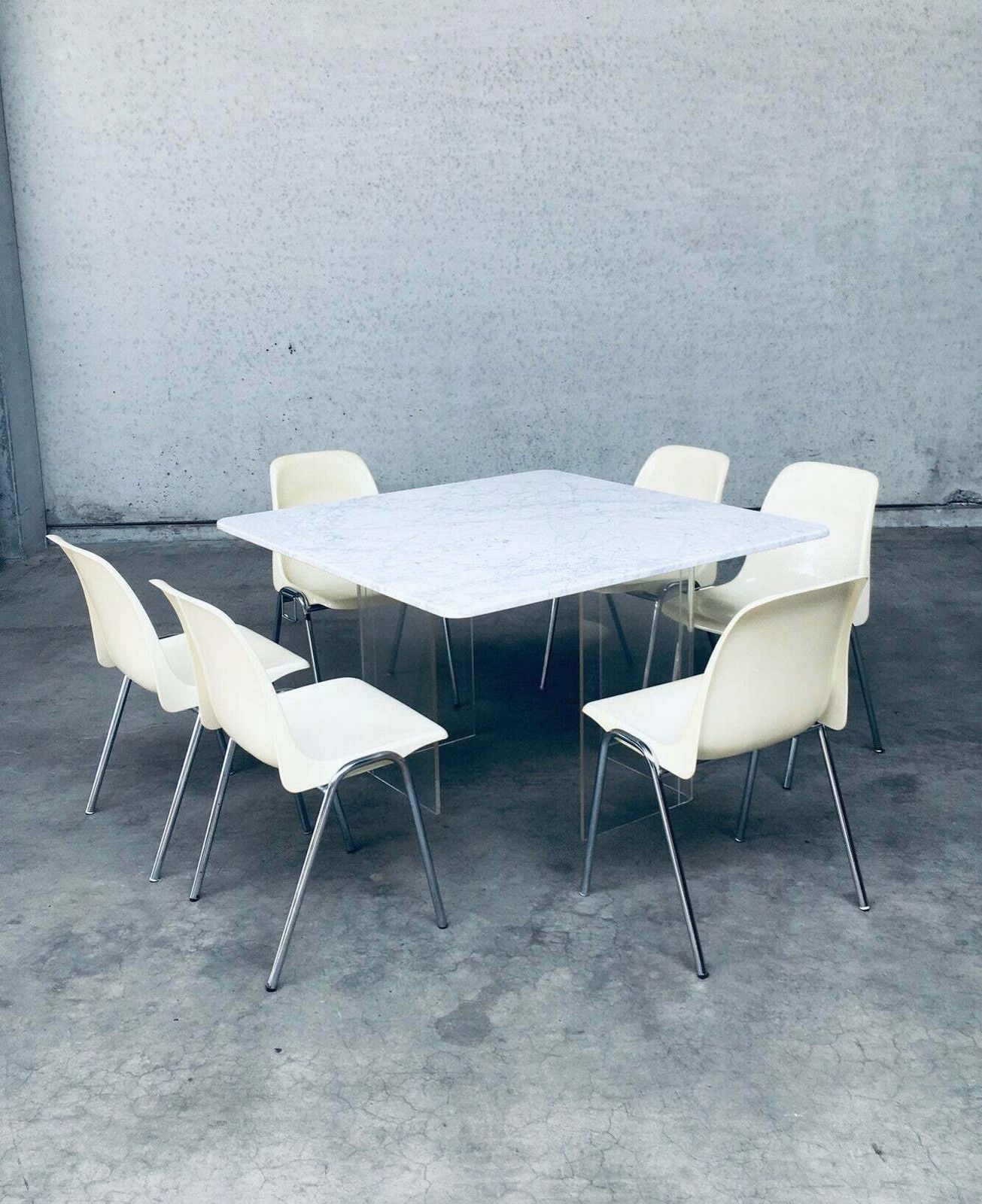 photo vinterior Minimalistische Marmeren Zweefblad Eettafel, Italië, Ca. Jaren 1970