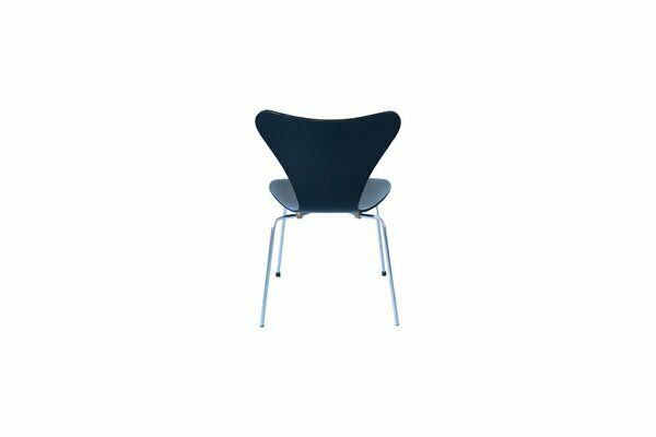 photo for sale Series 7 Dining Chairs By Arne Jacobsen For Fritz Hansen, Set Of 6
