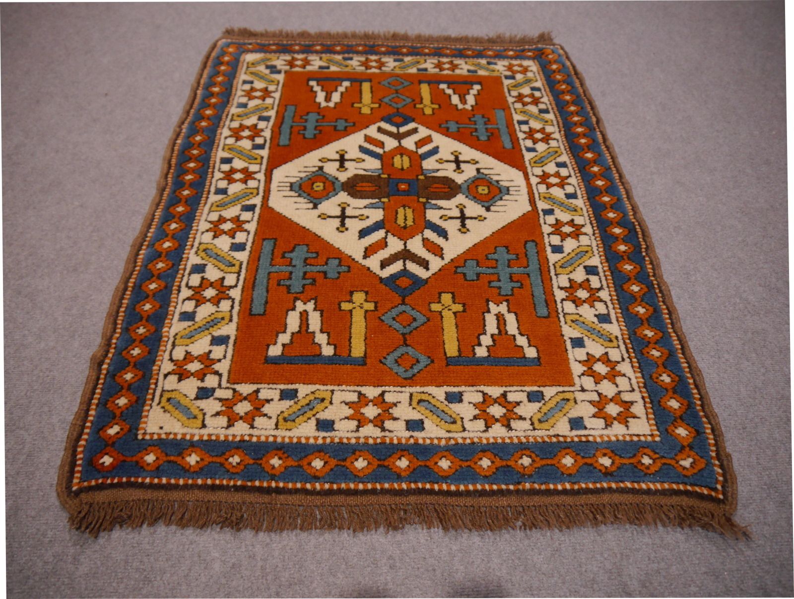 13392 Kazak Kars Vintage Turkish Rug 4 X 2.8 Ft / 122 X 85 Cm photo furniture