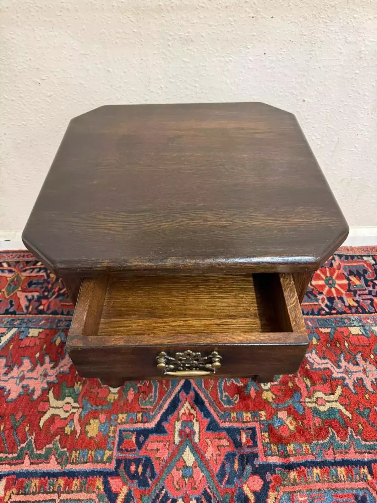 photo vinterior Outstanding Quality Oak End Table