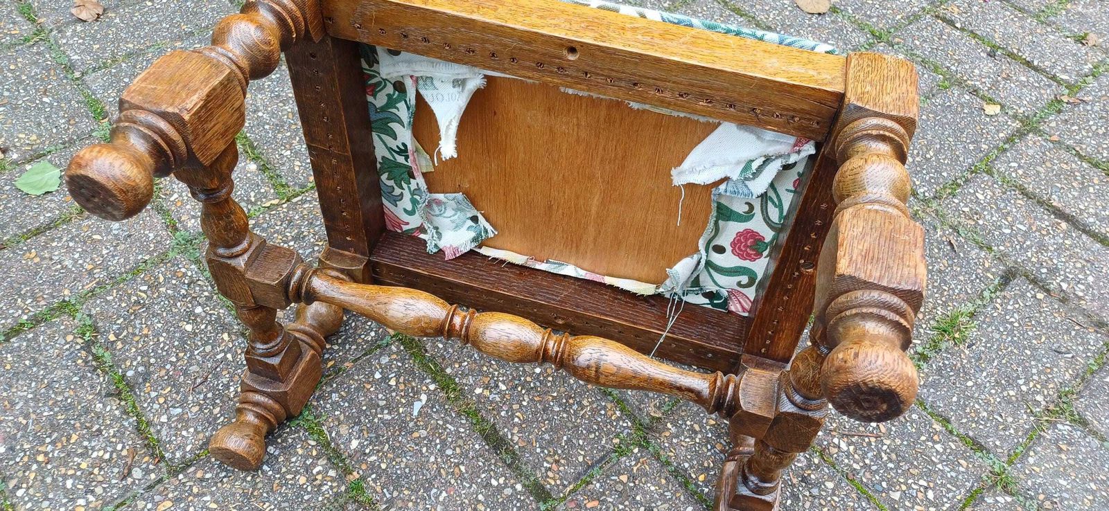 Pretty Vintage Solid Oak Upholstered Stool Floral Flower Upholstery photo buy
