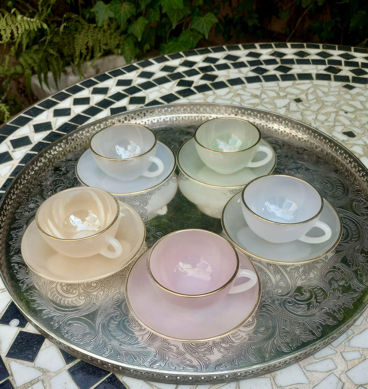 Set Of 5 Gorgeous Arcopal Harlequin Espresso Cups photo buy