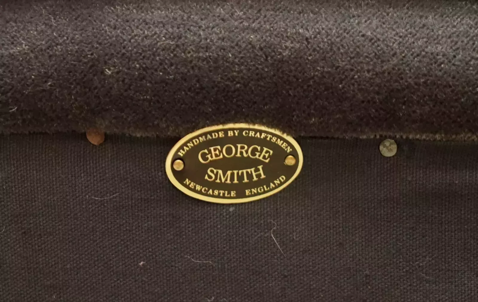 photo vintage George Smith Somerville Chesterfield Mohair Velvet Armchair Footstool