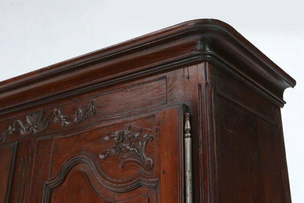 Large Louis XVI French Carved Bridal Wardrobe, 1850s photo vintage