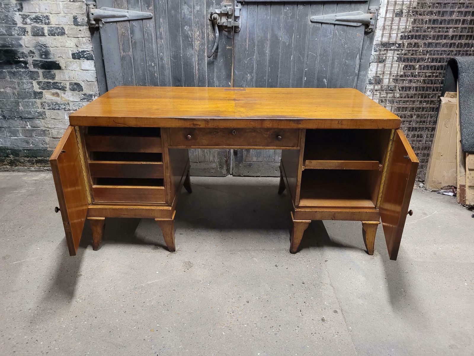 photo furniture Antique Early 20th Century Art Deco Walnut Executive Desk Writing Desk