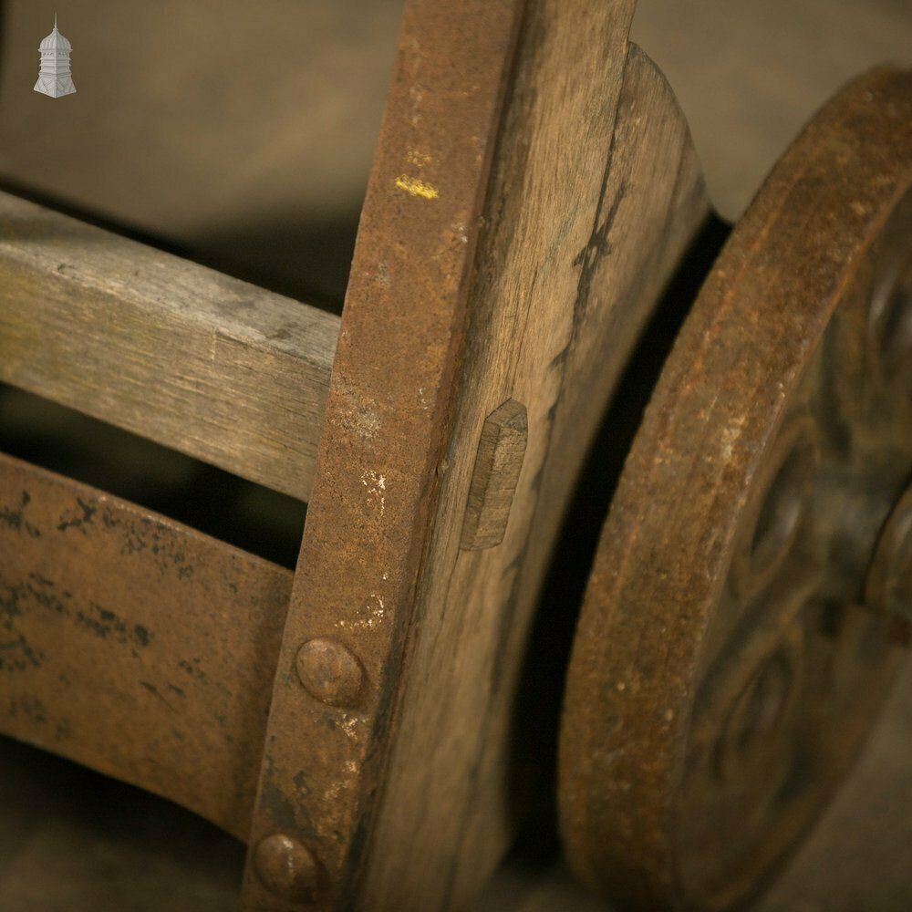 photo vintage Slingsby Sack Truck / Barrow