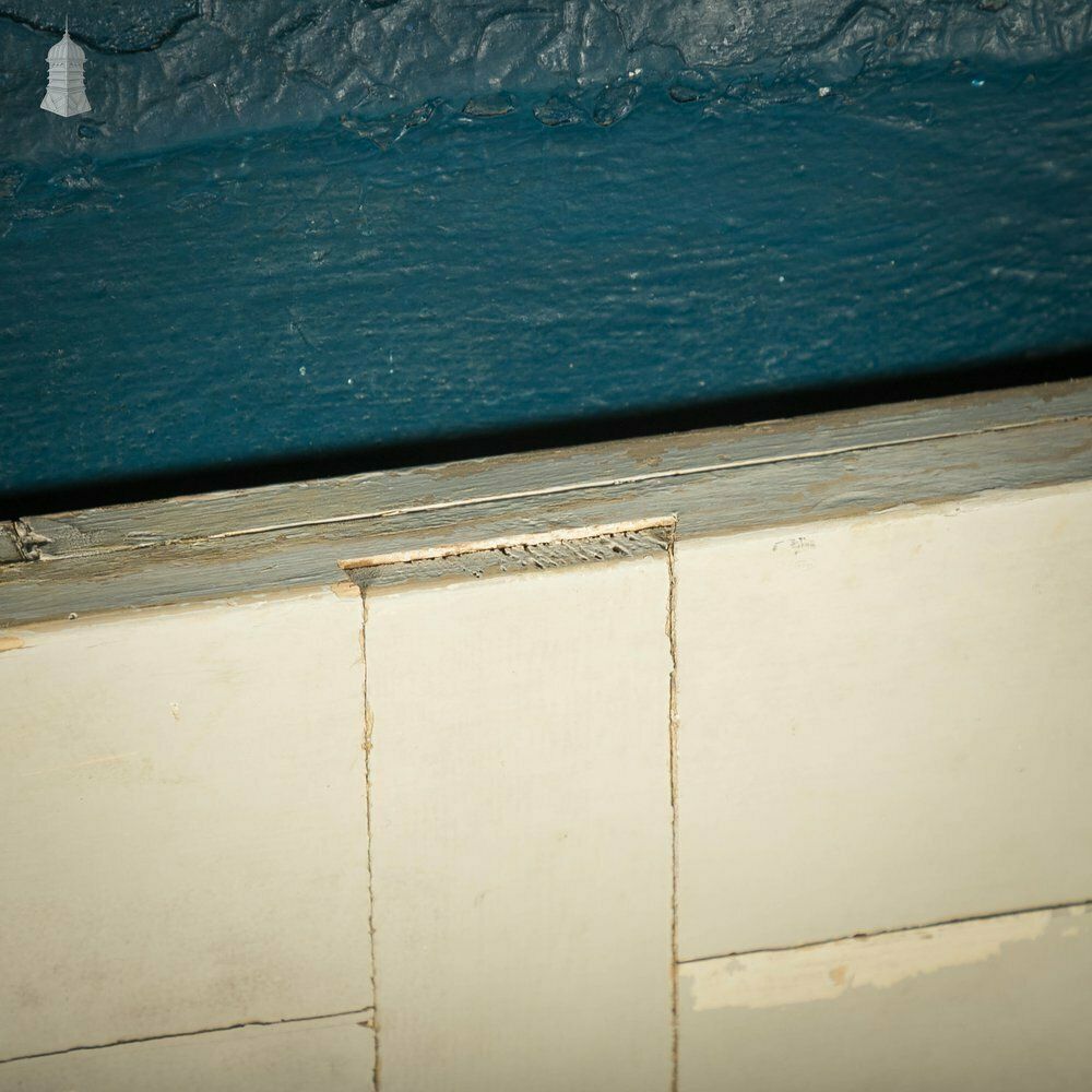 photo vinterior Pine Cupboard Door, Small Moulded Panel Door.