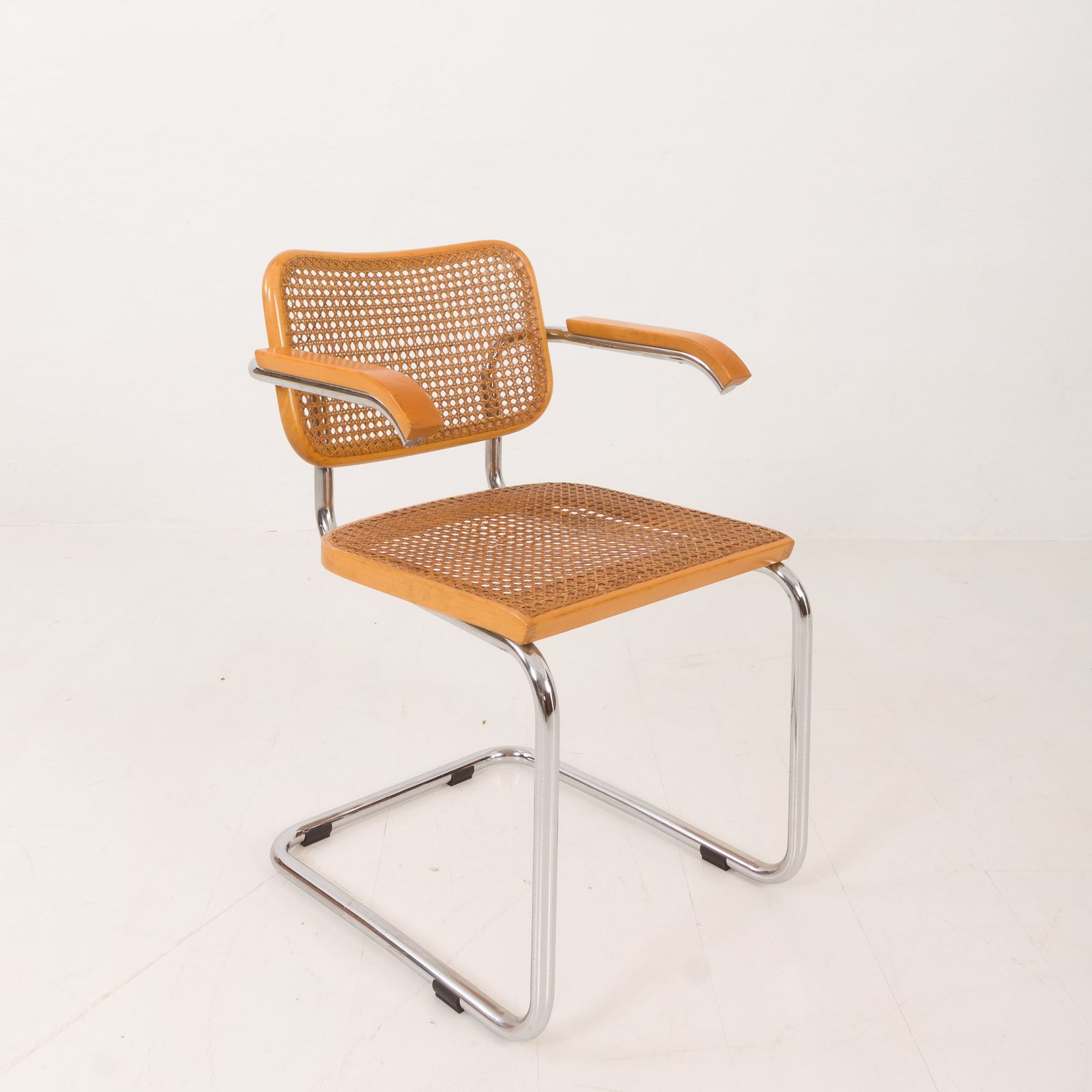 photo furniture Original Gavina Cesca Chair By Marcel Breuer, Bologna, Italy 1960s