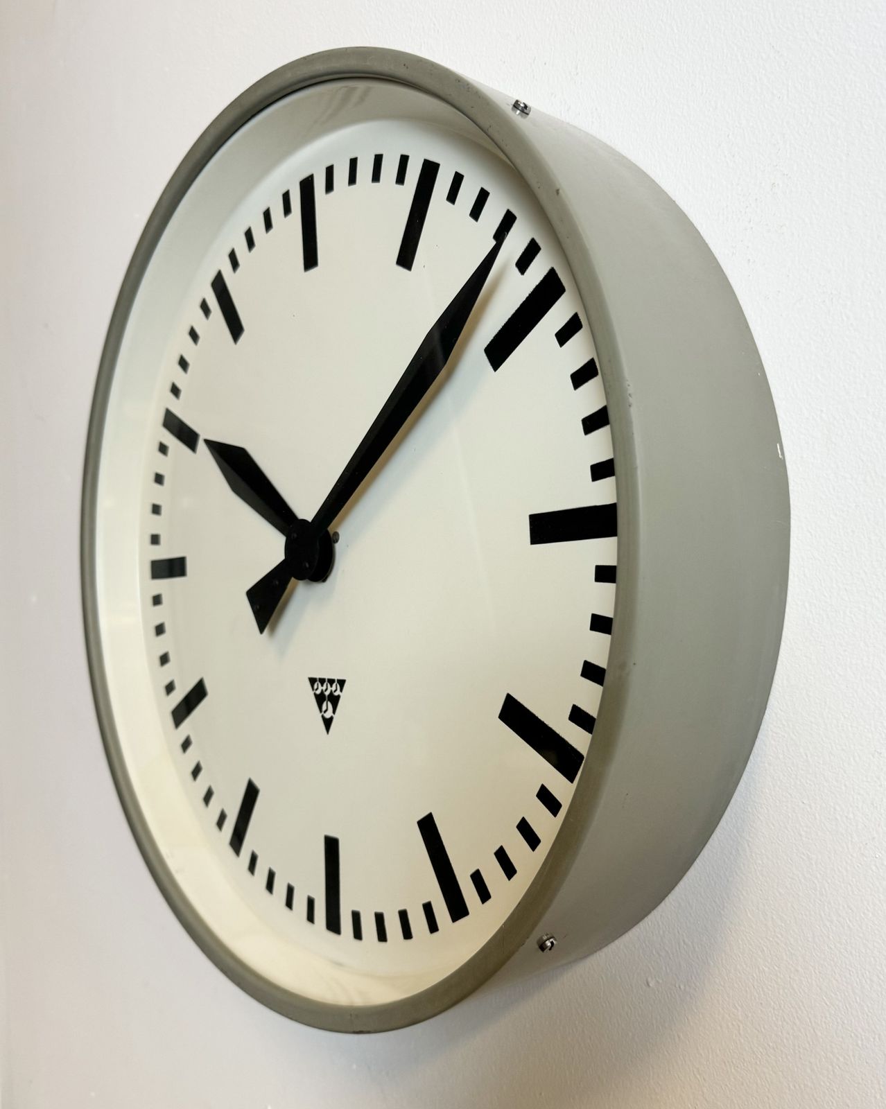 Large Grey Industrial Factory Wall Clock From Pragotron, 1960s photo 319.0