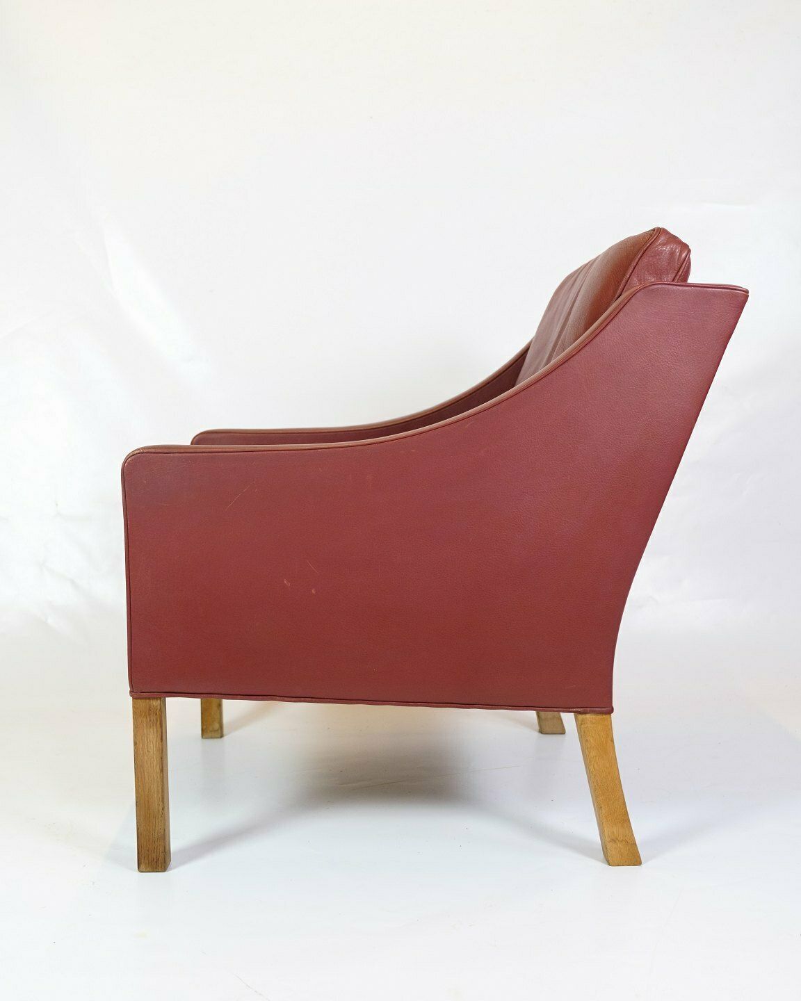 Armchair  Model 2207 In Red Leather And Oak Frame By Børge Mogensen For Fredericia Stole Fabrik From 1960s photo Furniture