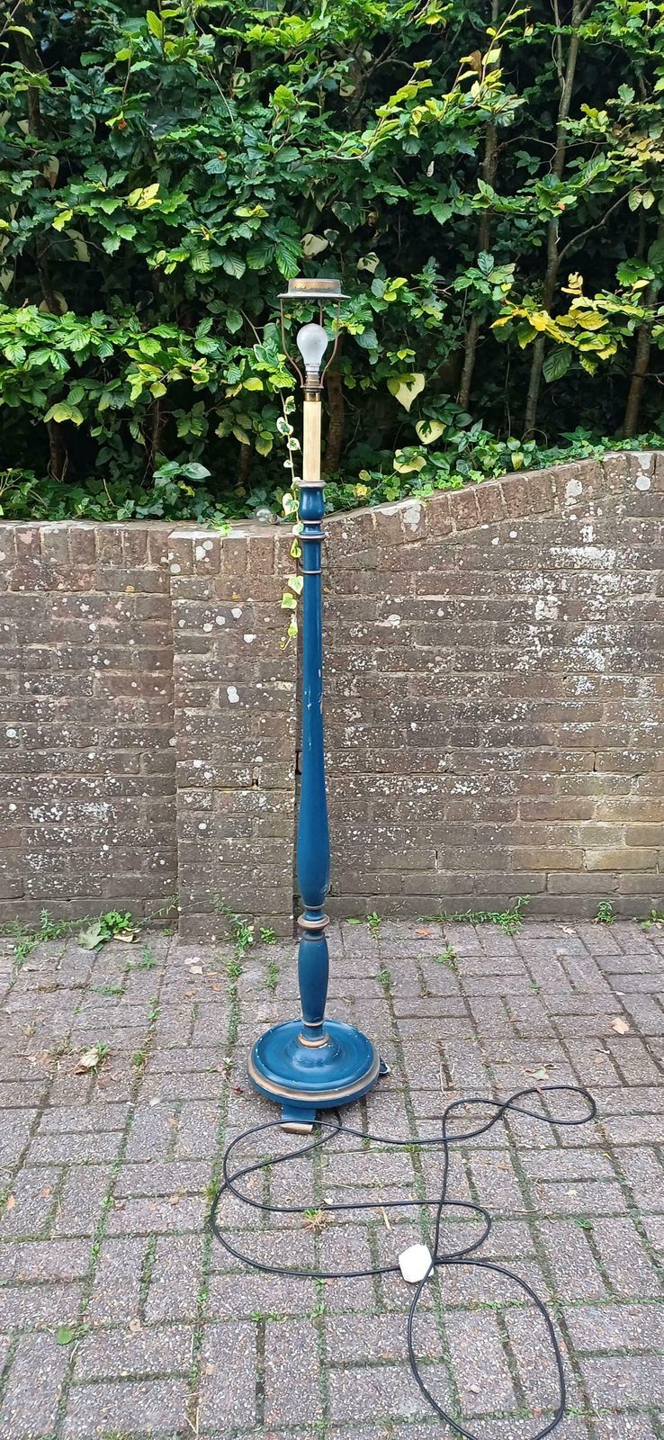 Superb 1920s Vintage Painted Blue And Gold Turned Wooden Standard Lamp photo furniture