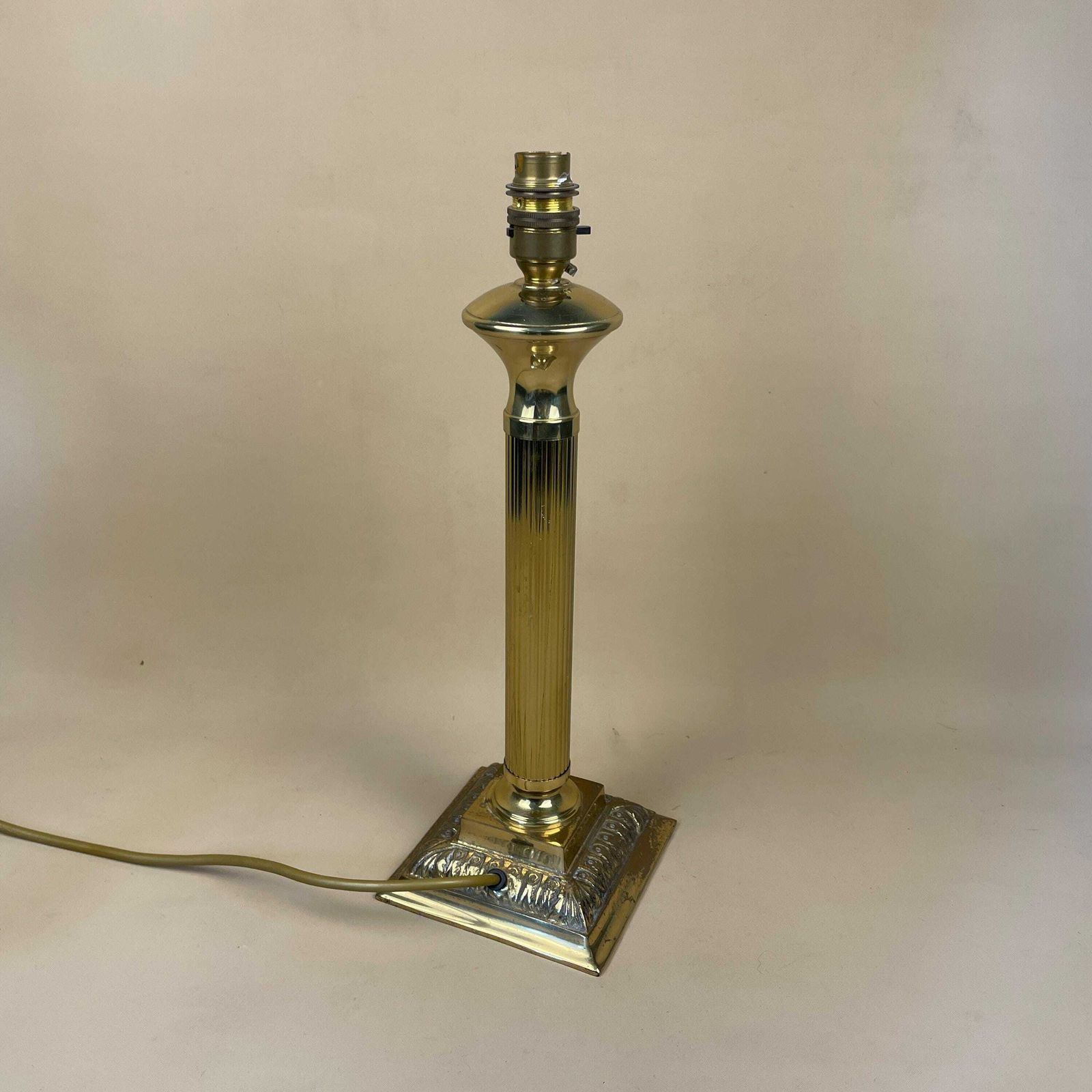 Vintage Metal Gold Brass Lamp Light Bedside Table Ornate Column Desk Antique Small Square Base Detail Medium photo buy
