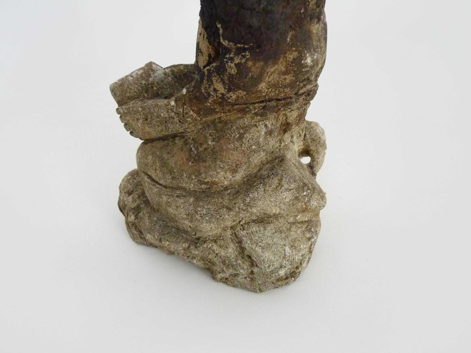 Old Anthropomorphic Stone Sculpture From Papua New Guinea Oceania. Ritual Stone 19th photo vintage